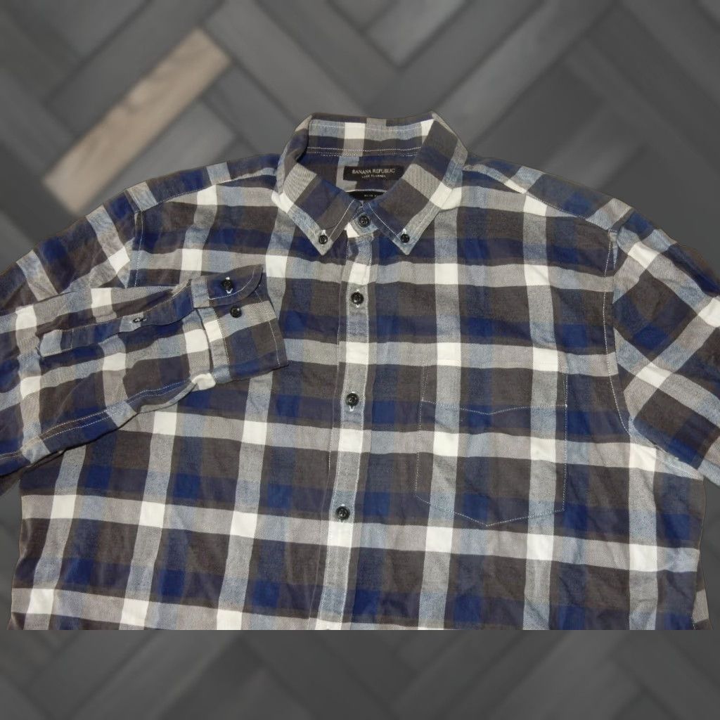 Banana Republic Banana Republic Men's Slim Fit Plaid Flannel Button-Up Shirt Blue Large Size US L / EU 52-54 / 3 - 1 Thumbnail