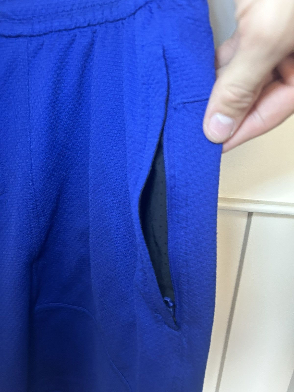 Lululemon Mens Lululemon activewear shorts Size US 34 / EU 50 - 5 Thumbnail