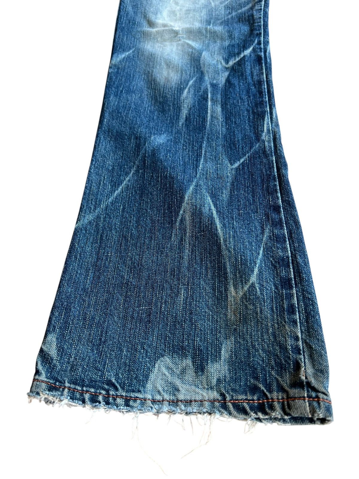 Edwin Vintage Flare Edwin 503 Blue Trip Clawmark Distress Jean Size US 33 - 3 Thumbnail