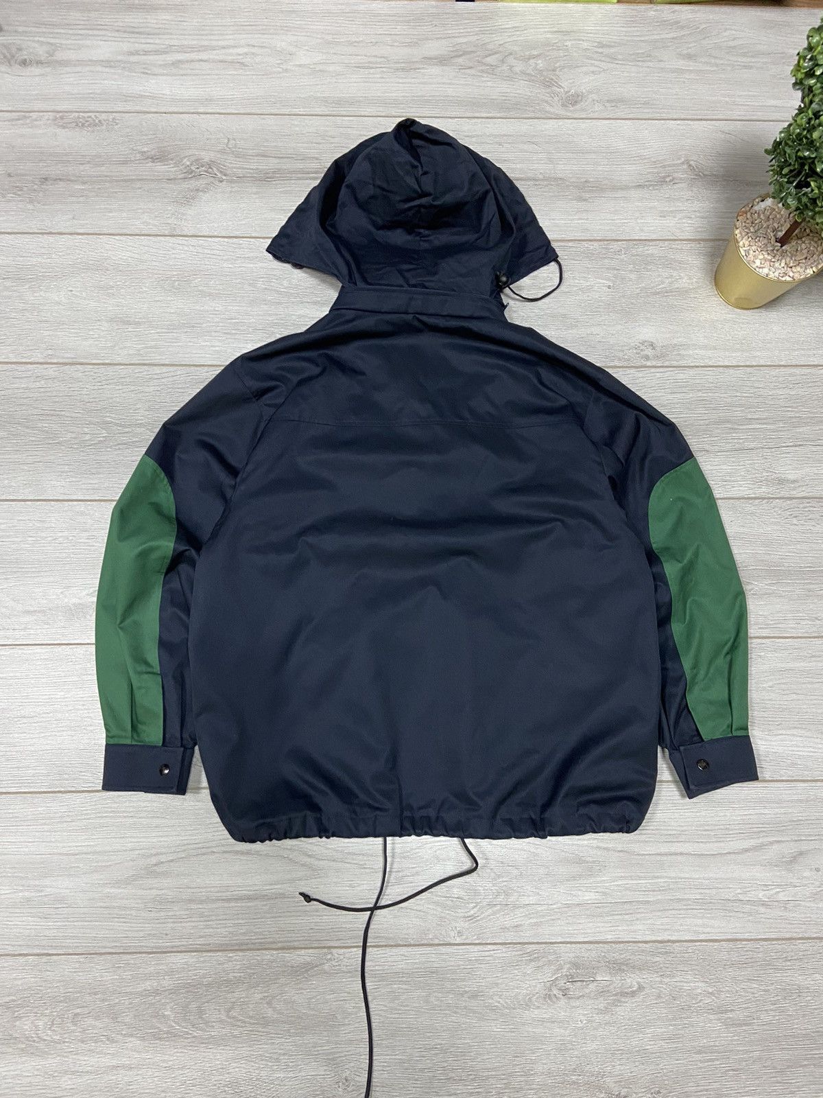 Burberry Burberry hooded check double color jacket Size US M / EU 48-50 / 2 - 8 Thumbnail