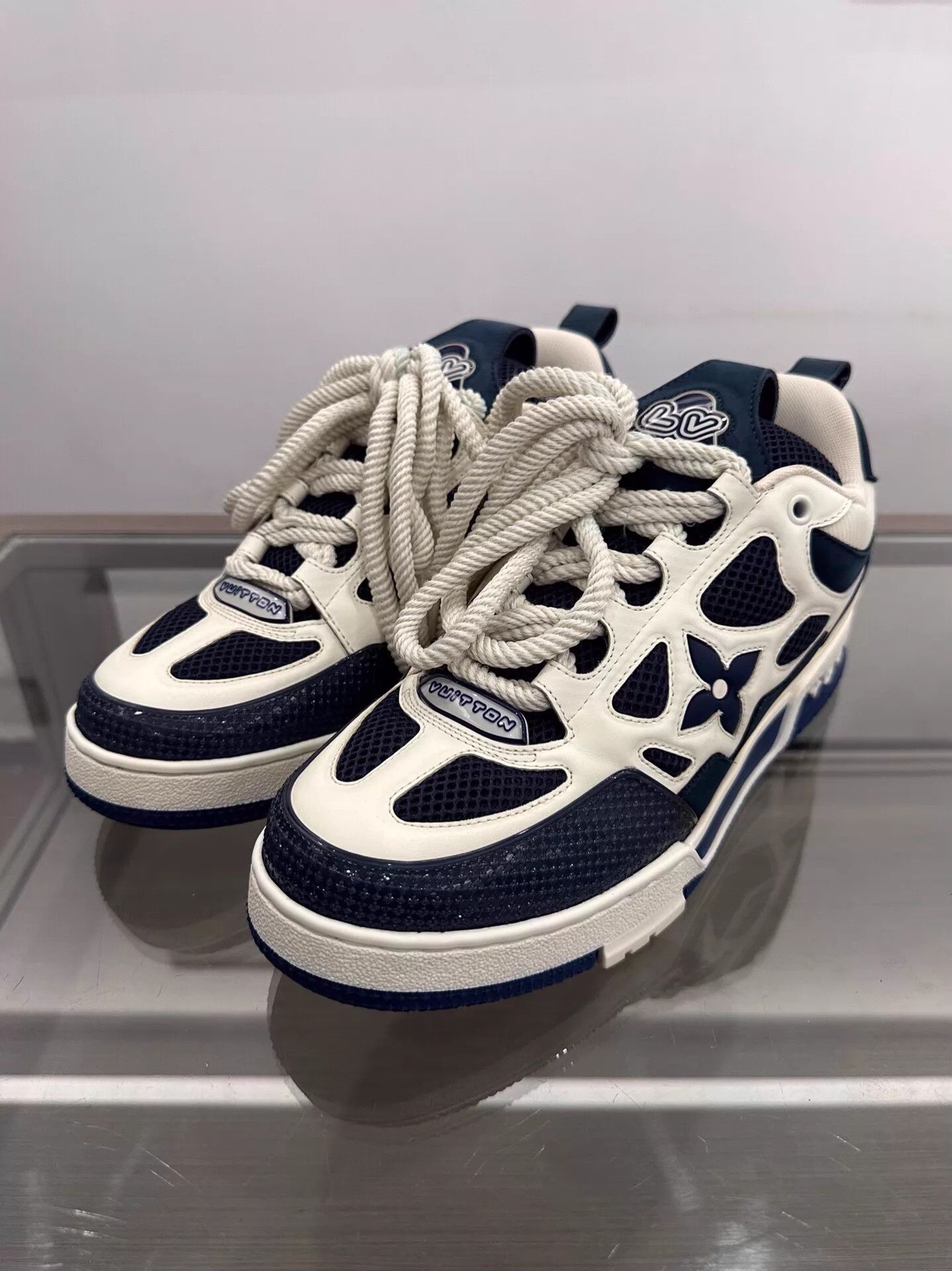 Louis Vuitton LV Men's Blue White Monogram Skate Sneakers 7(41) 99 New Size US 8 / EU 41 - 1 Thumbnail