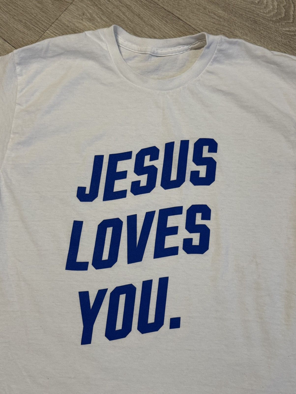 Vintage 🔷Vintage Jesus Loves You T-shirt🔷 Size US M / EU 48-50 / 2 - 2 Thumbnail