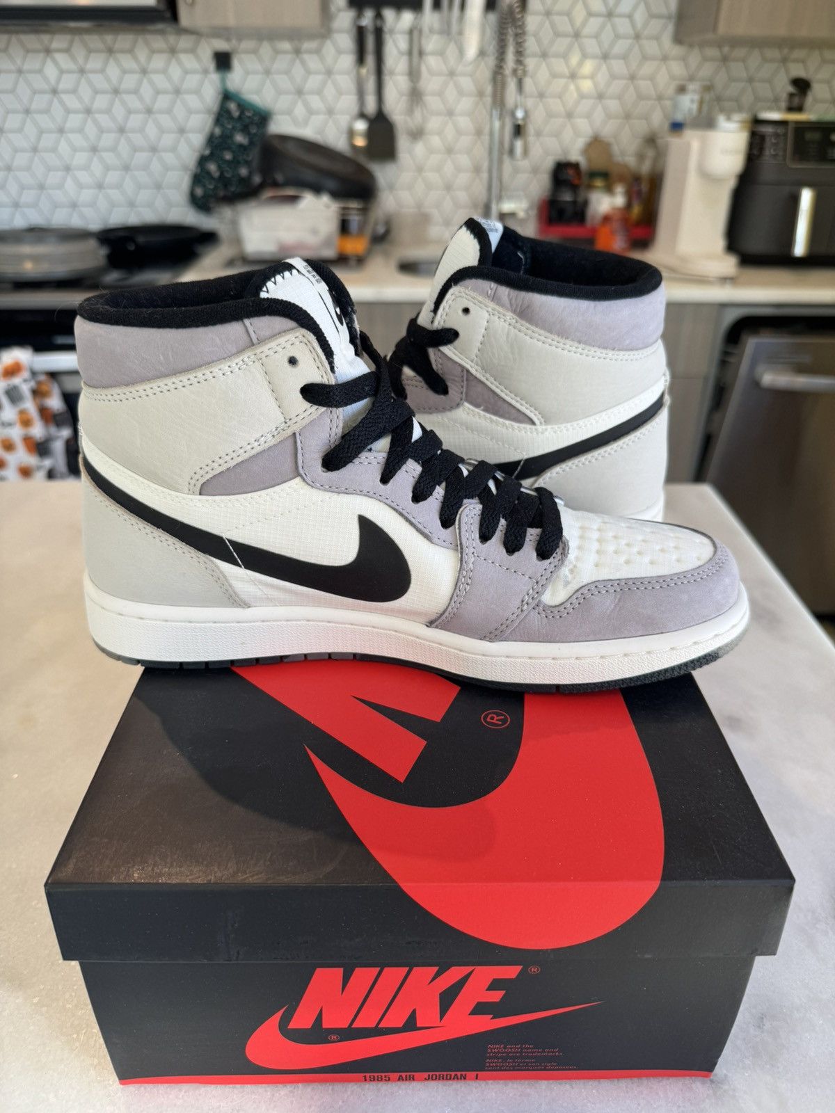 Nike Nike Air Jordan 1 High Element Gore-Tex Size US 8 / EU 41 - 3 Thumbnail