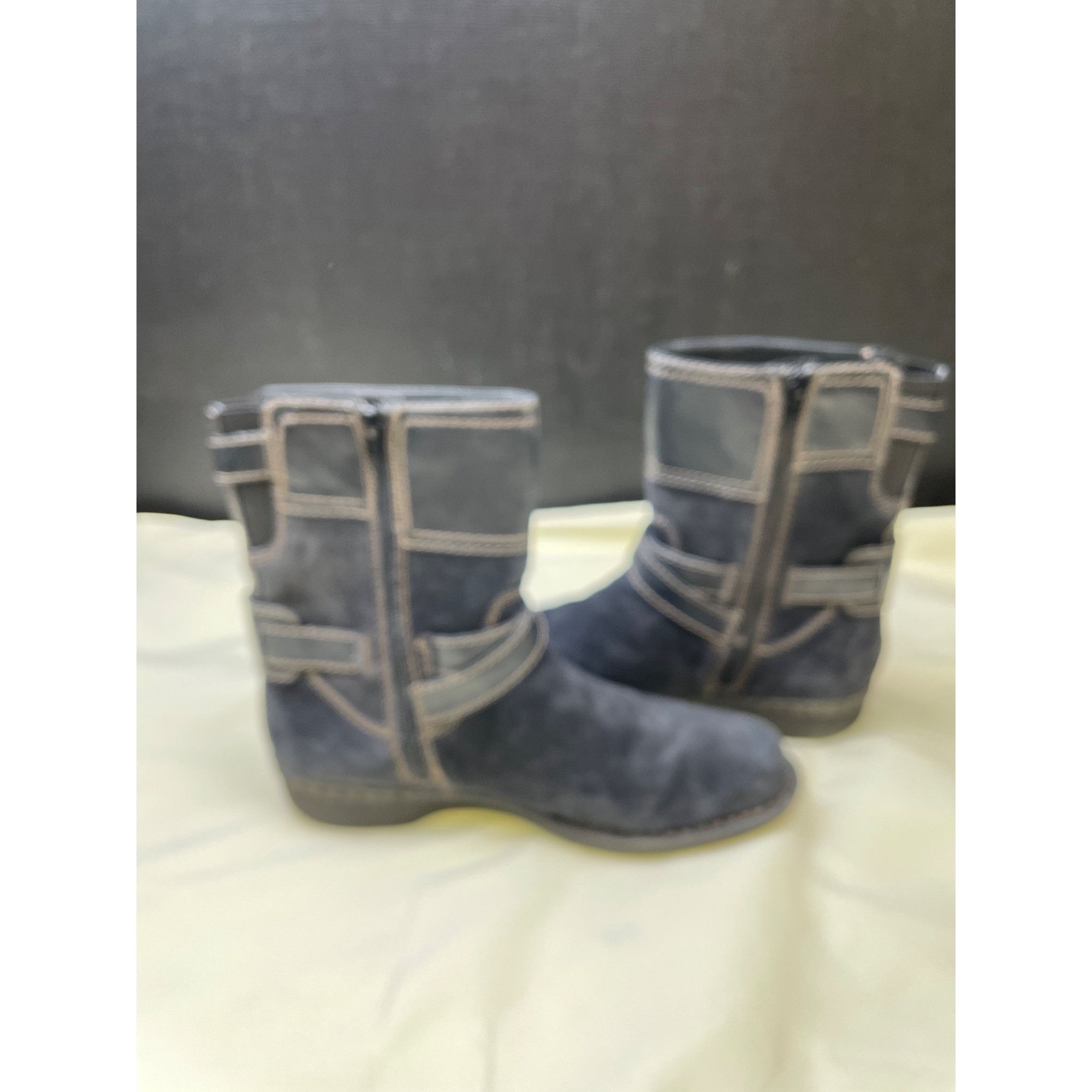 Clarks Clarks Womens Black Suede Leather Ankle Boots Zipper Sides S Size US 9 / IT 39 - 5 Thumbnail