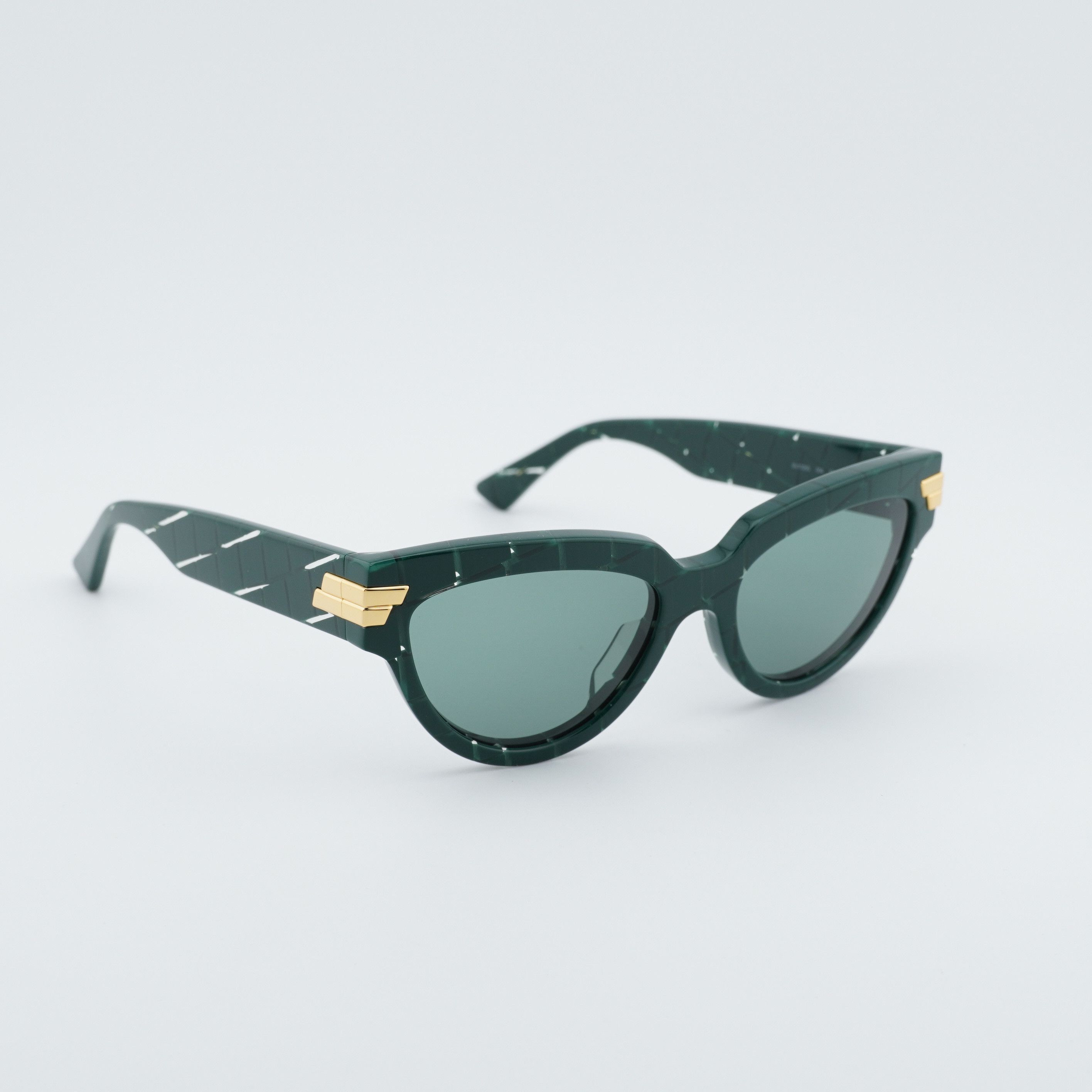 Bottega Veneta Bottega Veneta BV1035S 004 Sunglasses Green Cat Eye Frame Size ONE SIZE - 1 Thumbnail
