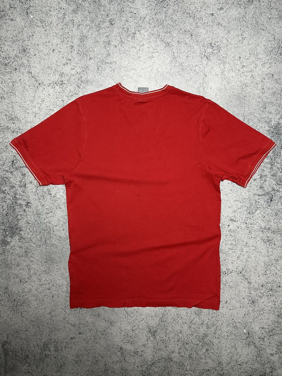 Nike × Vintage Vintage Nike Red Small Swoosh Y2K Tee Size US M / EU 48-50 / 2 - 5 Thumbnail