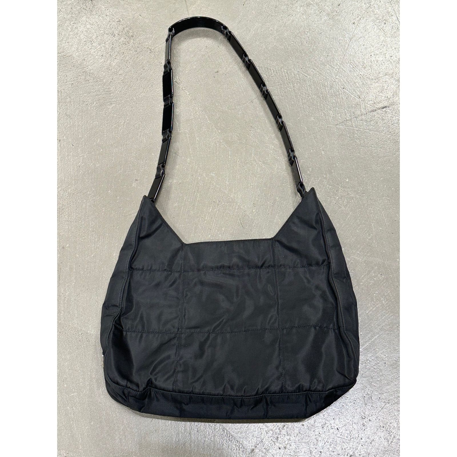 Prada 1990s Prada quilted nylon hobo bag with Lucite chain Size ONE SIZE - 1 Thumbnail