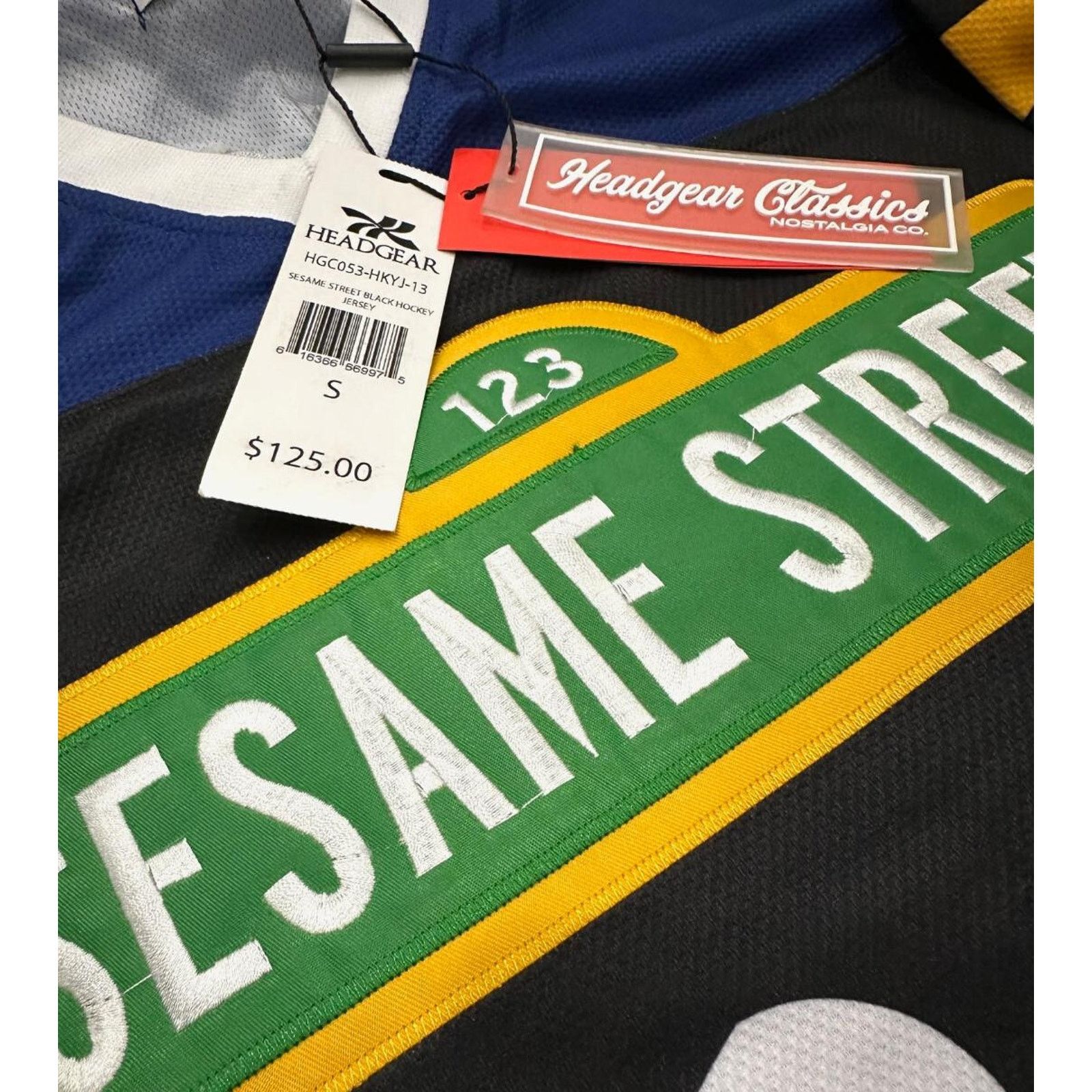 Other Sesame Street Headgear Classics Embroidered Hockey Jersey Size US XXL / EU 58 / 5 - 4 Thumbnail