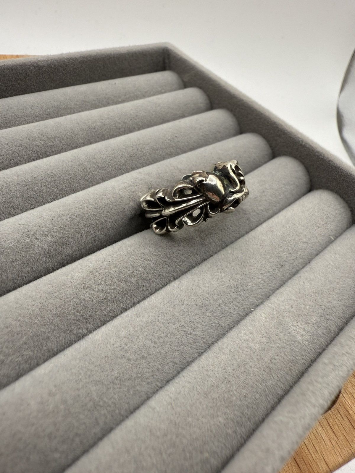Chrome Hearts Chrome Hearts Double Floral Cross Heart Ring Size ONE SIZE - 9 Thumbnail