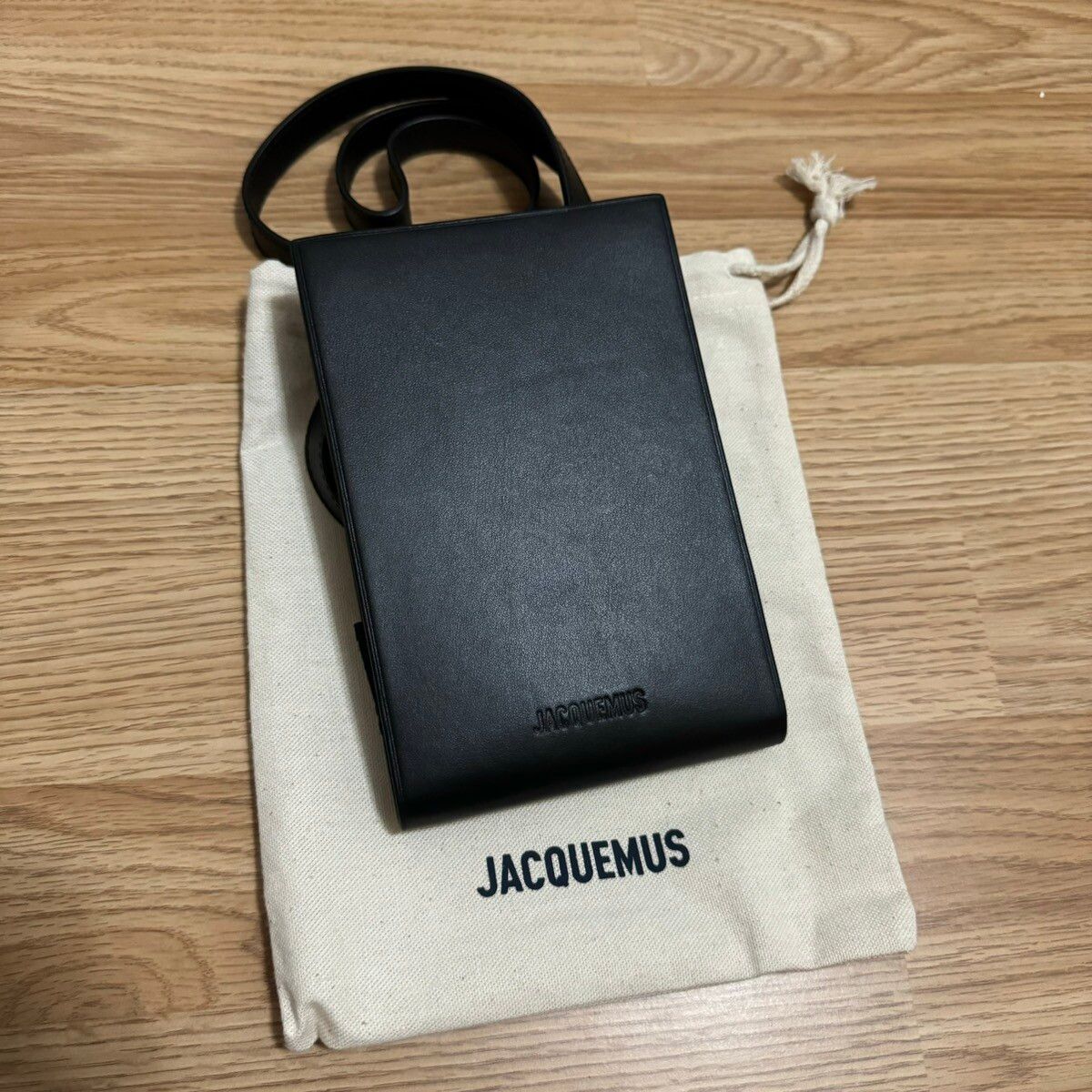 Jacquemus NEW! £340 JACQUEMUS Le Gadju Leather Flat Pouch Bag | Grailed