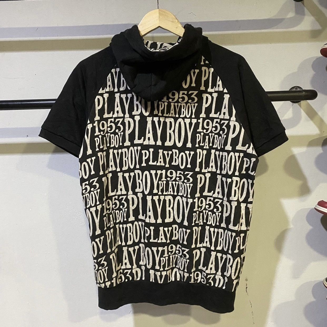 Playboy Playboy Full Print Short Sleeve Hoodie Size US L / EU 52-54 / 3 - 2 Thumbnail