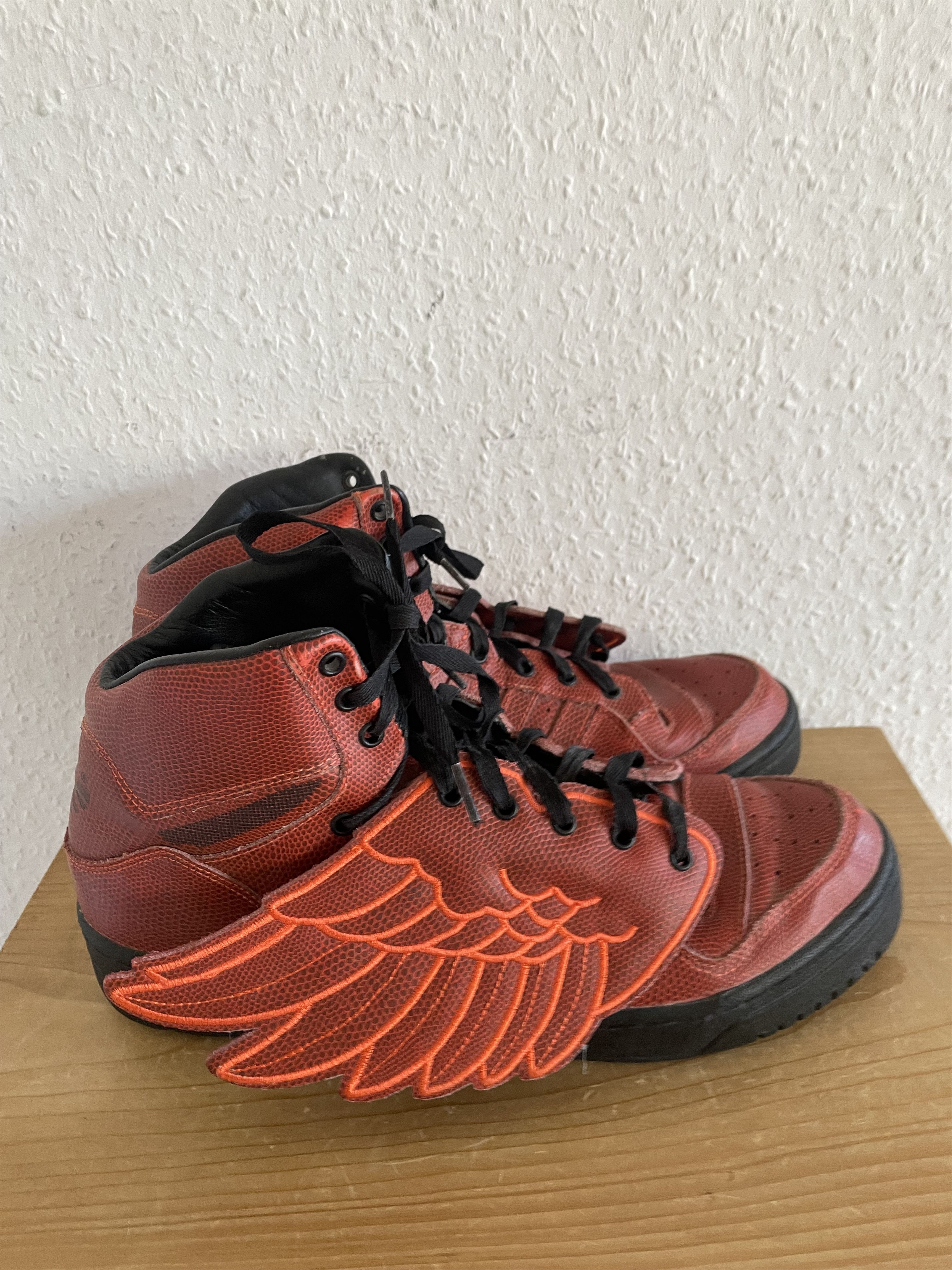 Adidas × Jeremy Scott JS Wings “B-Ball” High Top Sneakers Size US 11.5 / EU 44-45 - 6 Thumbnail