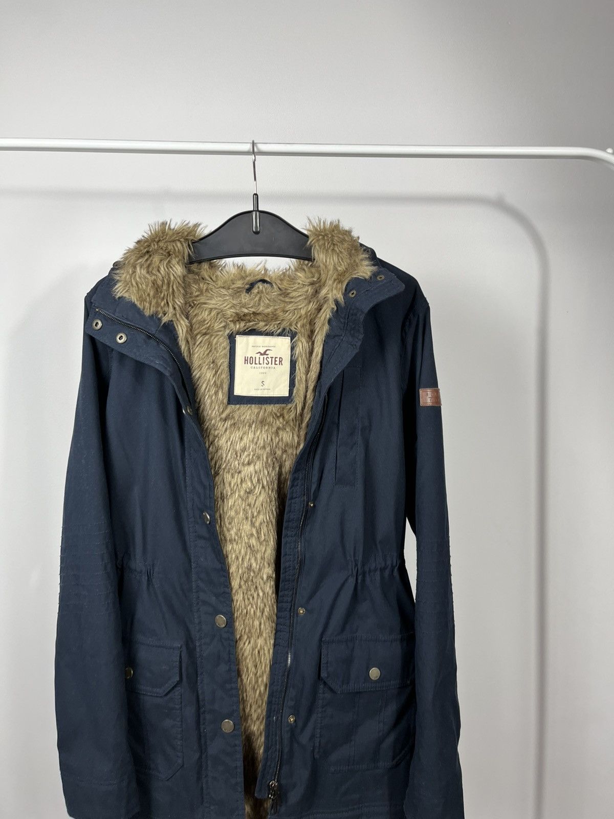 Hollister Hollister Faux Fur Lined Parka Jacket Navy Blue Size S Size S / US 4 / IT 40 - 2 Thumbnail