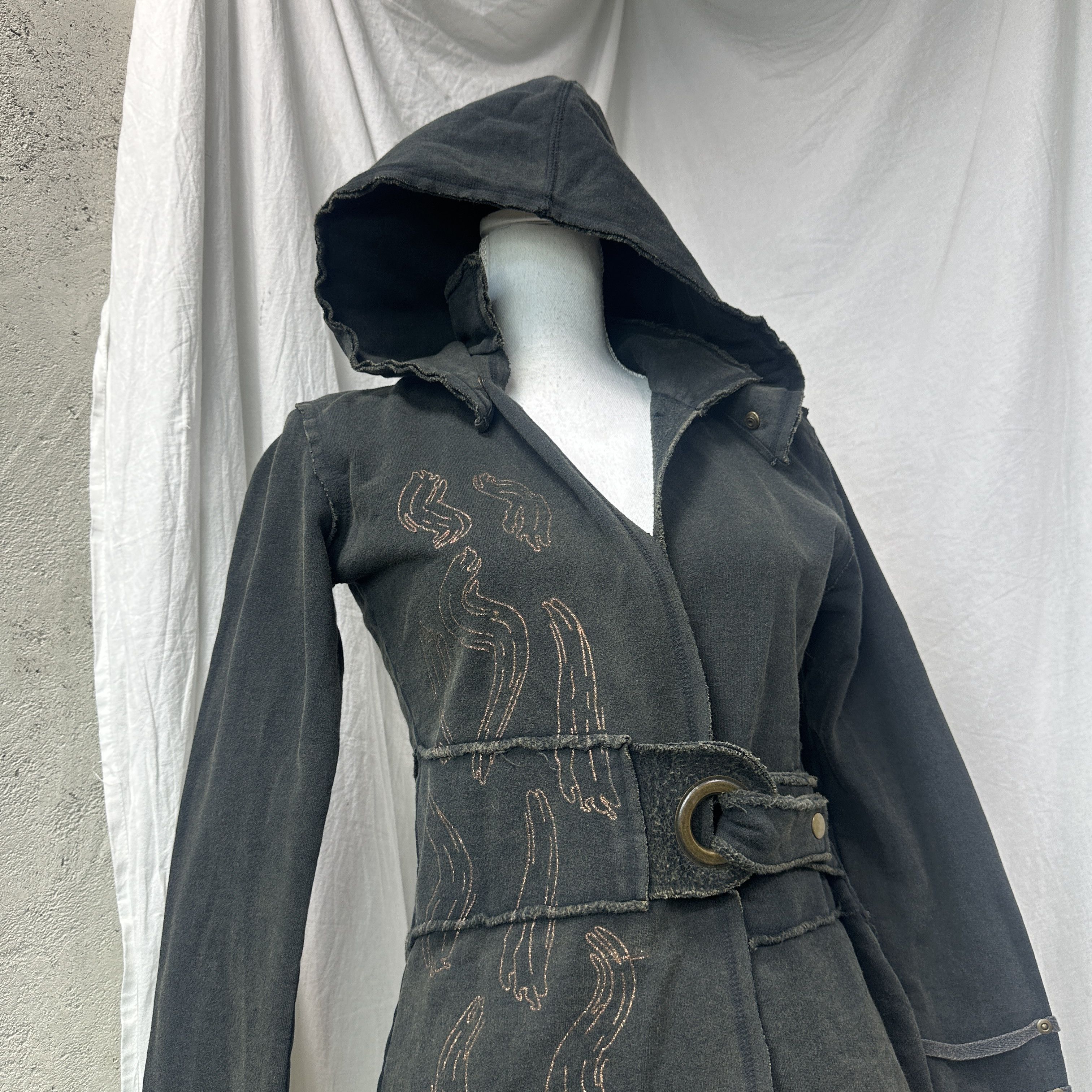 Vintage Vintage Avant Garde Grunge Streetwear Hoodie Y2K Size M / US 6-8 / IT 42-44 - 2 Thumbnail
