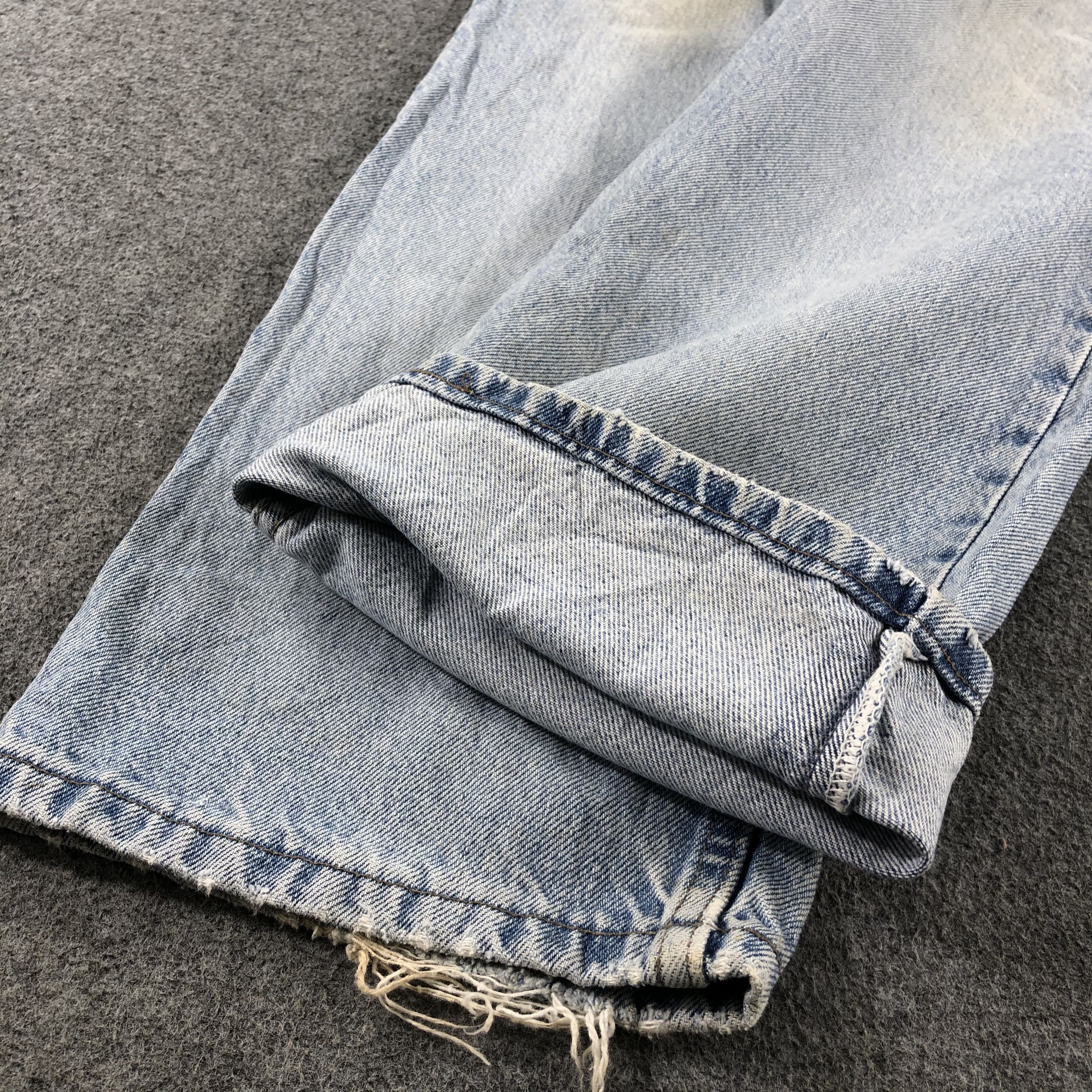 90s Vintage Blue Wash Levis 559 Jeans-J2534