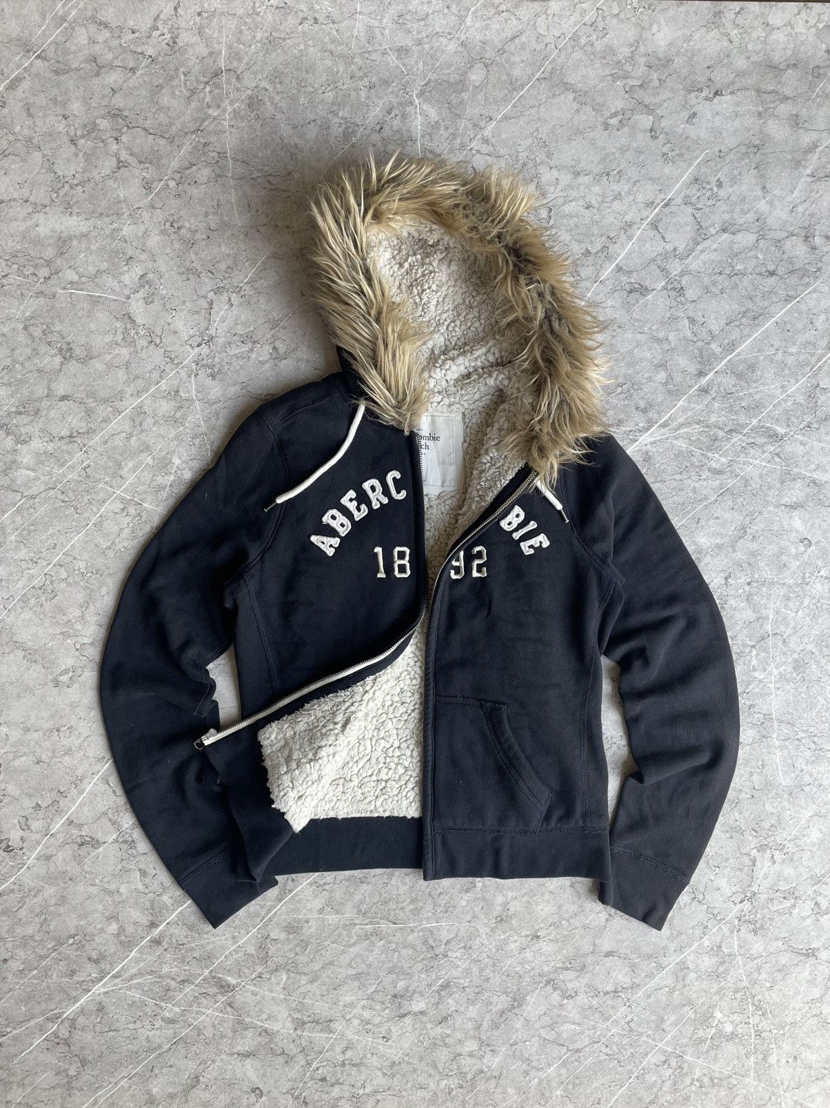 Japanese Brand Abercrombie & Fitch Sherpa Hoodie Size US M / EU 48-50 / 2 - 3 Thumbnail