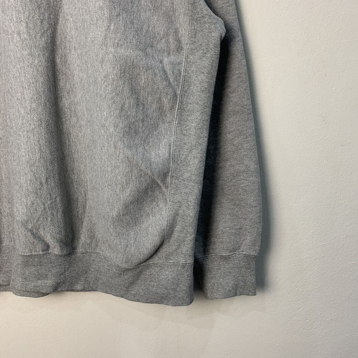Carhartt Vintage Carhartt Grey Sweatshirt Embroidery Logo Size Xl Size US XL / EU 56 / 4 - 7 Thumbnail