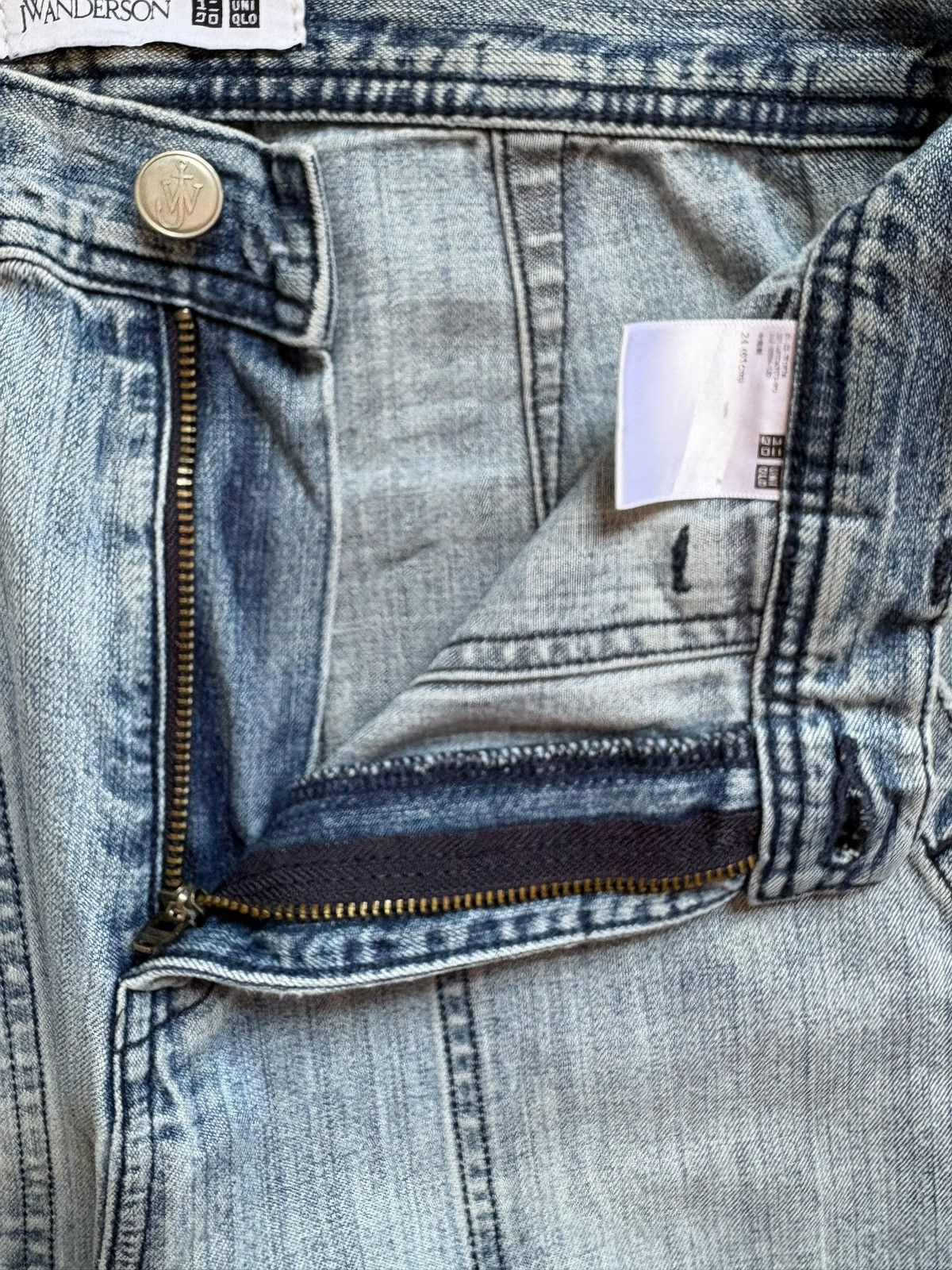 JW Anderson × Uniqlo Vintage Uniqlo J.W.Anderson Faded Wash Bush Pant Baggy Jean Size US 26 / EU 42 - 9 Thumbnail