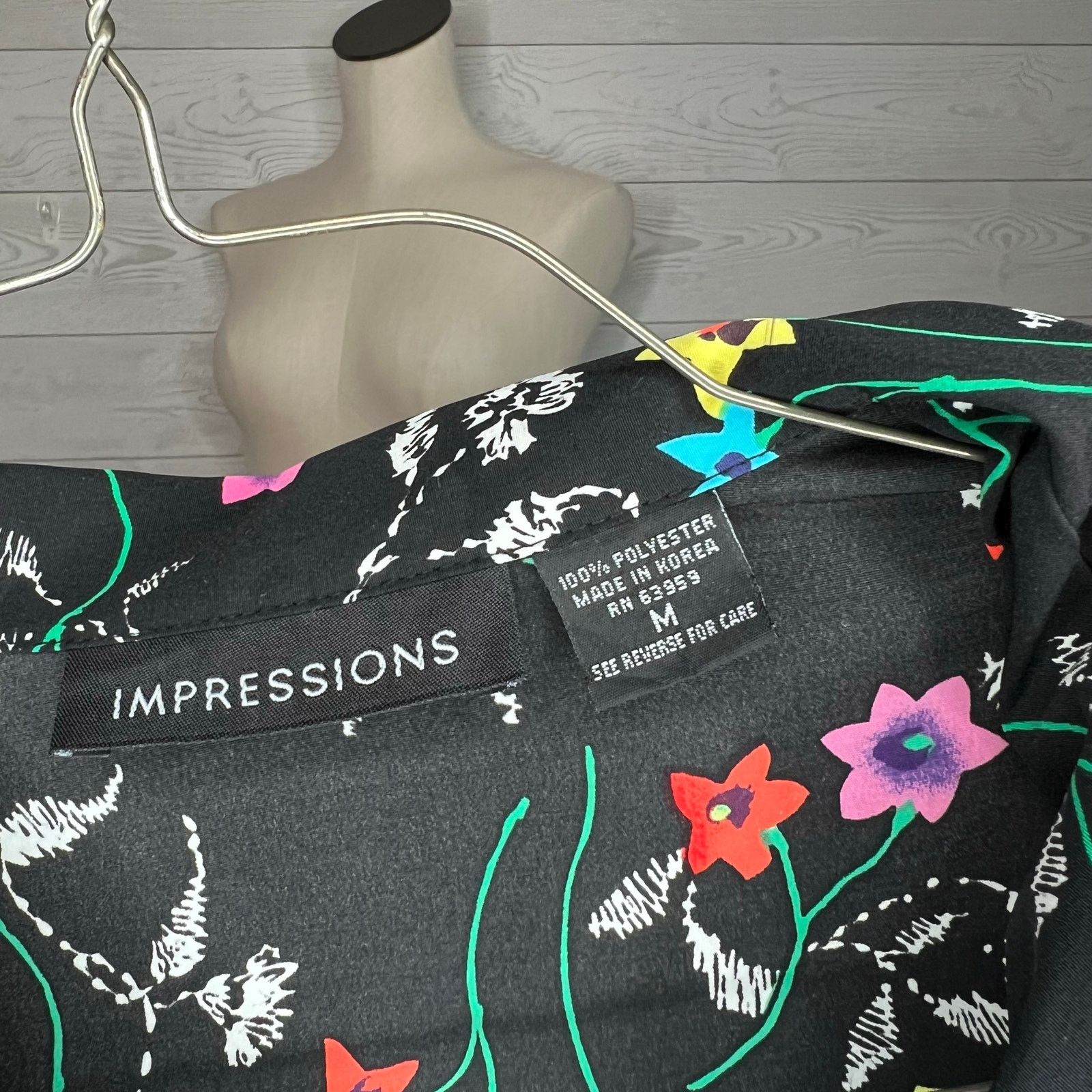 Other 80’s vintage Impressions black floral blouse Size medium Size M / US 6-8 / IT 42-44 - 5 Thumbnail