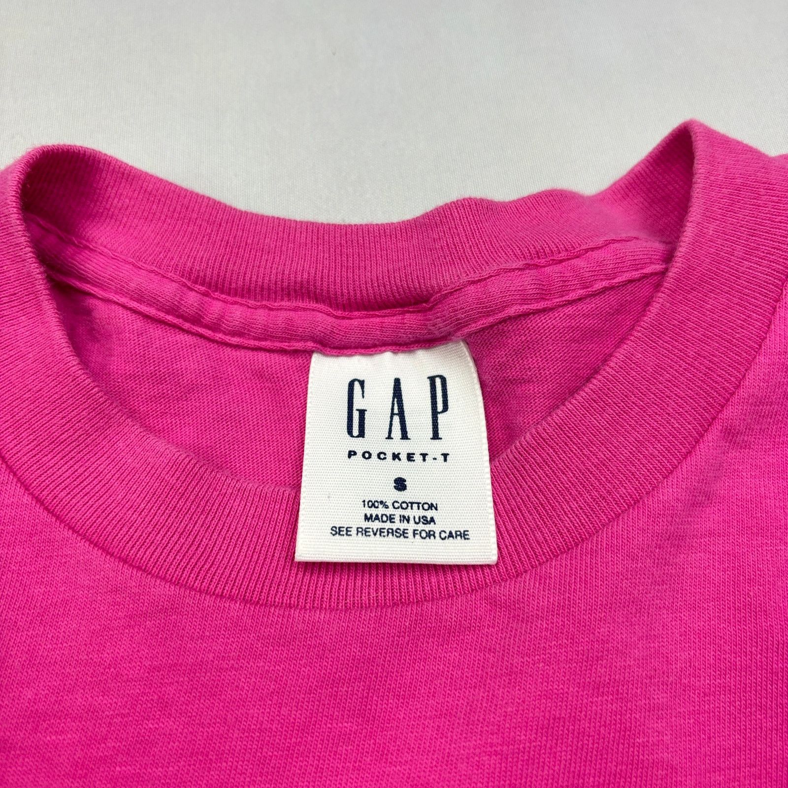 Gap Vintage 90s Gap Pocket T Shirt Pink Men's Small Selvedge Size US S / EU 44-46 / 1 - 4 Thumbnail