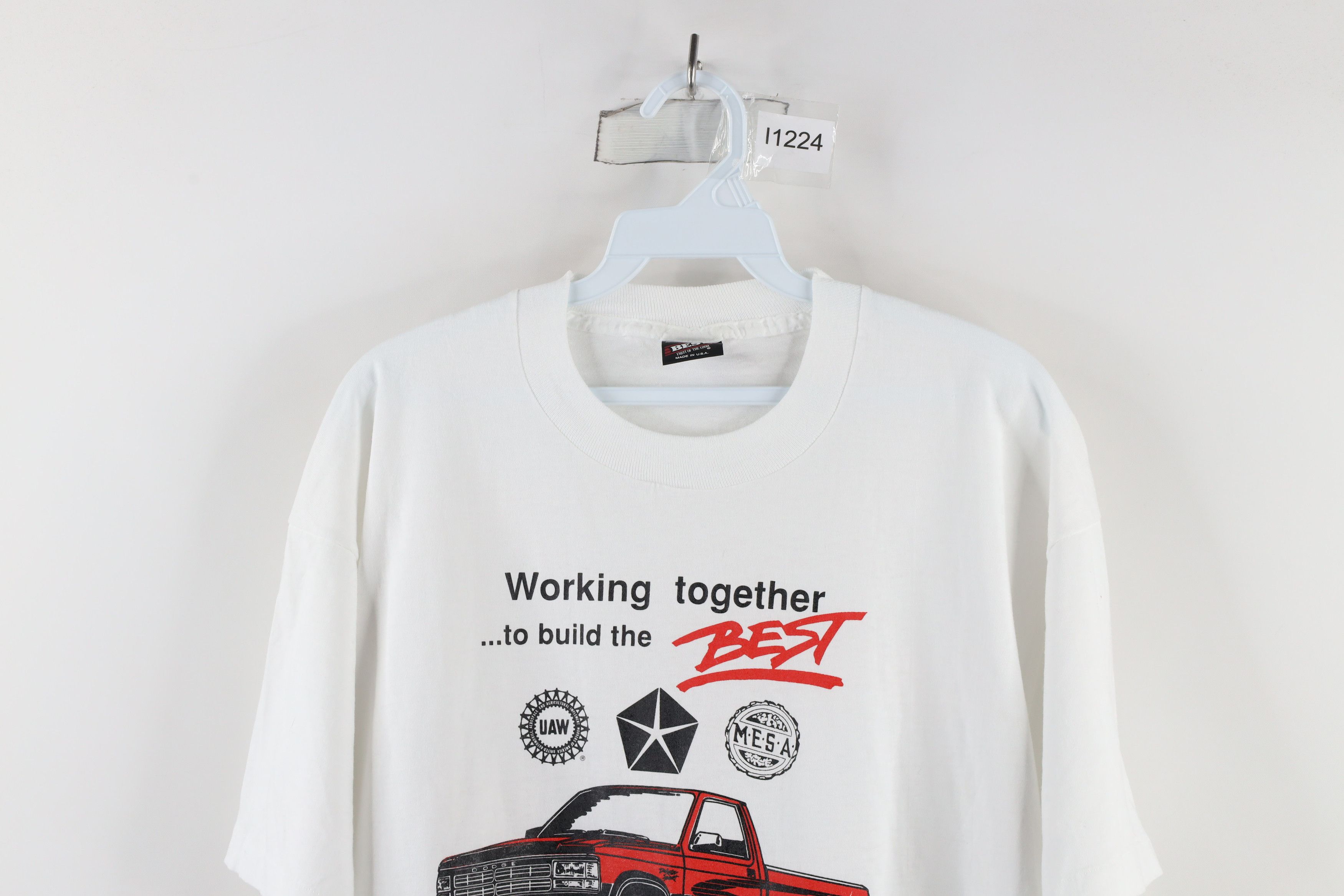 Vintage Vintage 90s Dakota Sport Assembly Complex T-Shirt White USA Size US XL / EU 56 / 4 - 2 Thumbnail