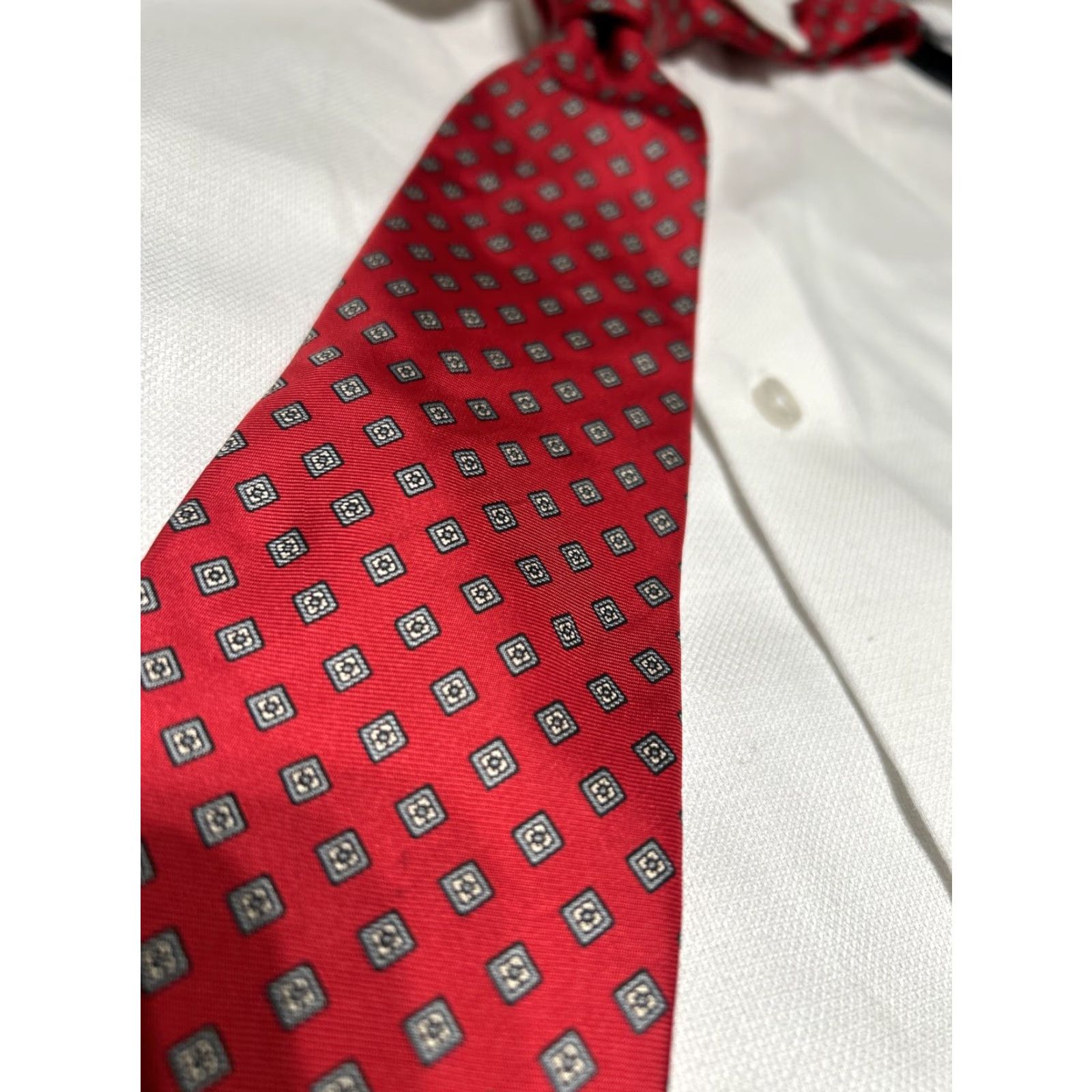 Stafford VINTAGE Stafford Tie 57 X 3.5 Silk Red Geometric USA Made Mens Tie Silk Red Abstract Christmas Preppy Classic Geometric Pattern US Made Mens Size ONE SIZE - 7 Thumbnail