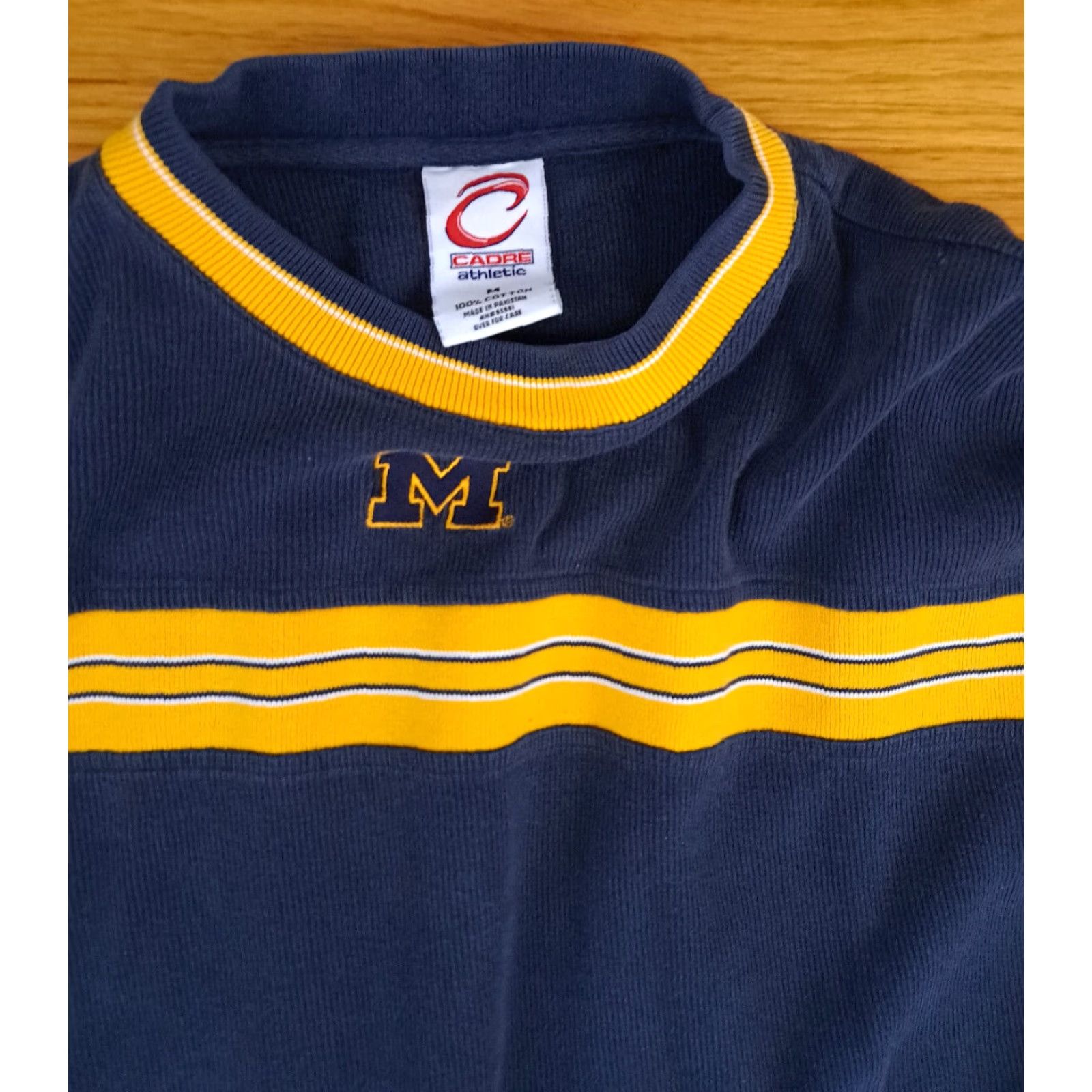 Vintage Cadre Michigan Wolverines Long Sleeve Sweatshirt Pullover Embroidered Football Blue Cotton Blend Fleece M Men Size US M / EU 48-50 / 2 - 3 Thumbnail