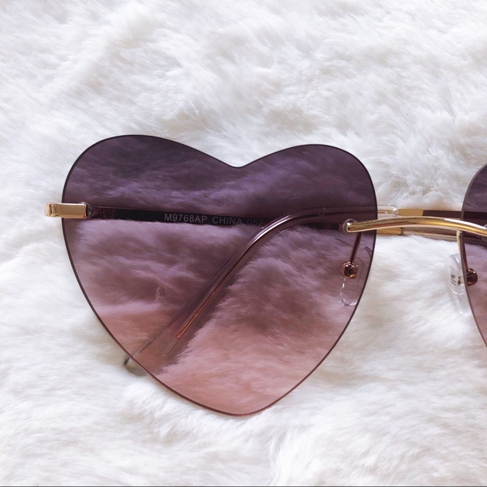 Other Miley Purple Gradient Heart Sunglasses Size ONE SIZE - 2 Thumbnail