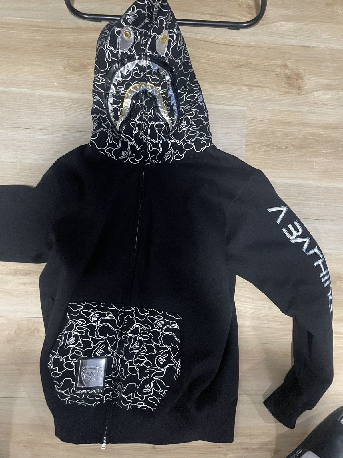 Bape Bape x Hajime Sorayama Shark Full Zip Hoodie Size US XL / EU 56 / 4 - 6 Thumbnail