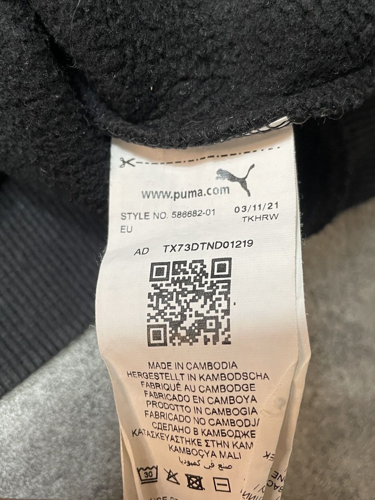 Puma × Vintage 🔥Offers🔥Puma Sweatshirt Boxy Fit Mini Logo Thick Size US XL / EU 56 / 4 - 7 Thumbnail