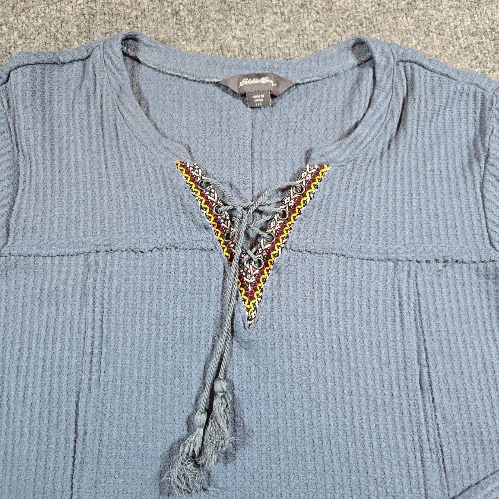Eddie Bauer Eddie Bauer Women Blouse Shirt L Blue Thermal Embroidered V-Neck Basic Casual Knit Top Size L / US 10 / IT 46 - 2 Thumbnail