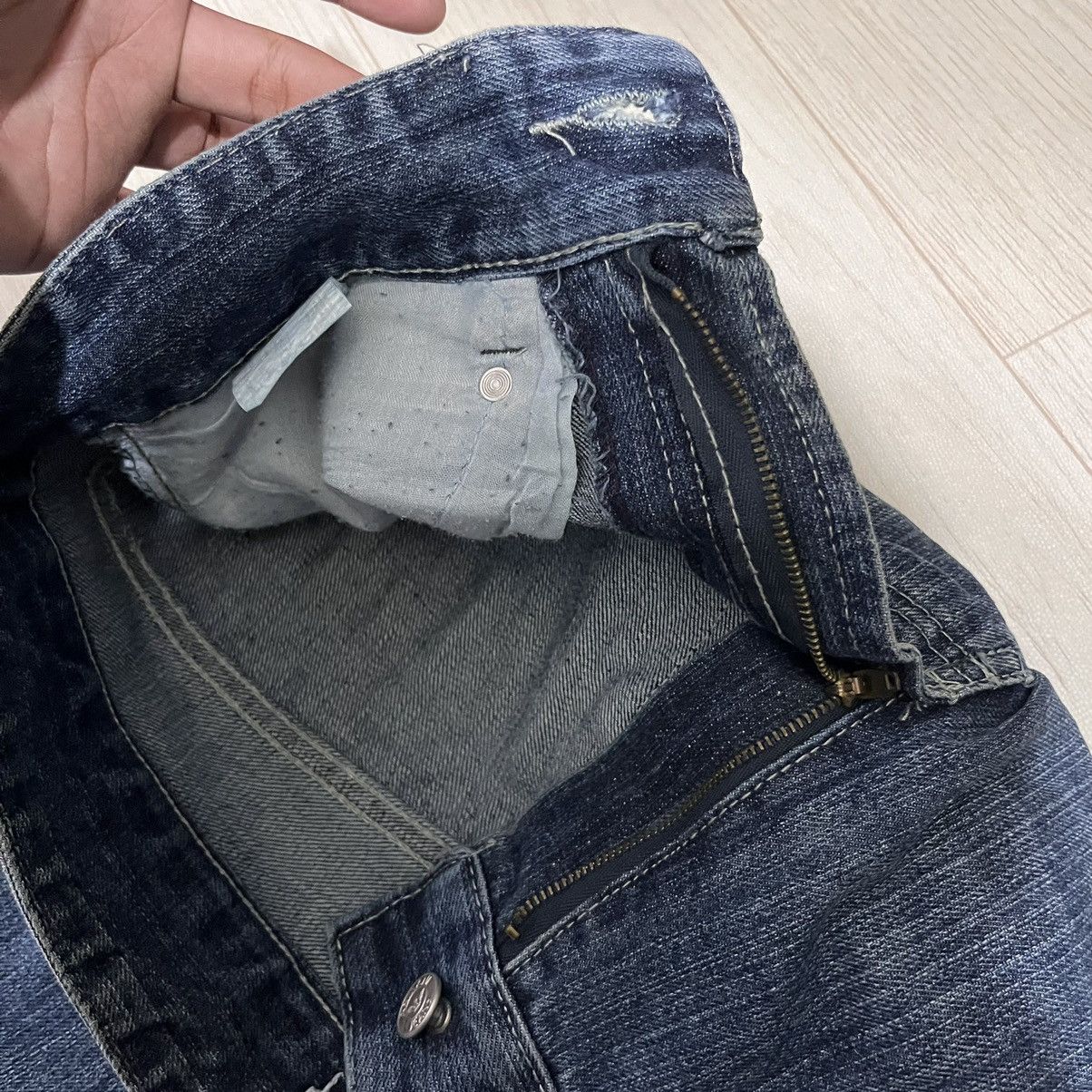 Giorgio Armani 💥RARE💥 Vintage Giorgio Armani jeans embroidered logo Size US 32 / EU 48 - 11 Thumbnail