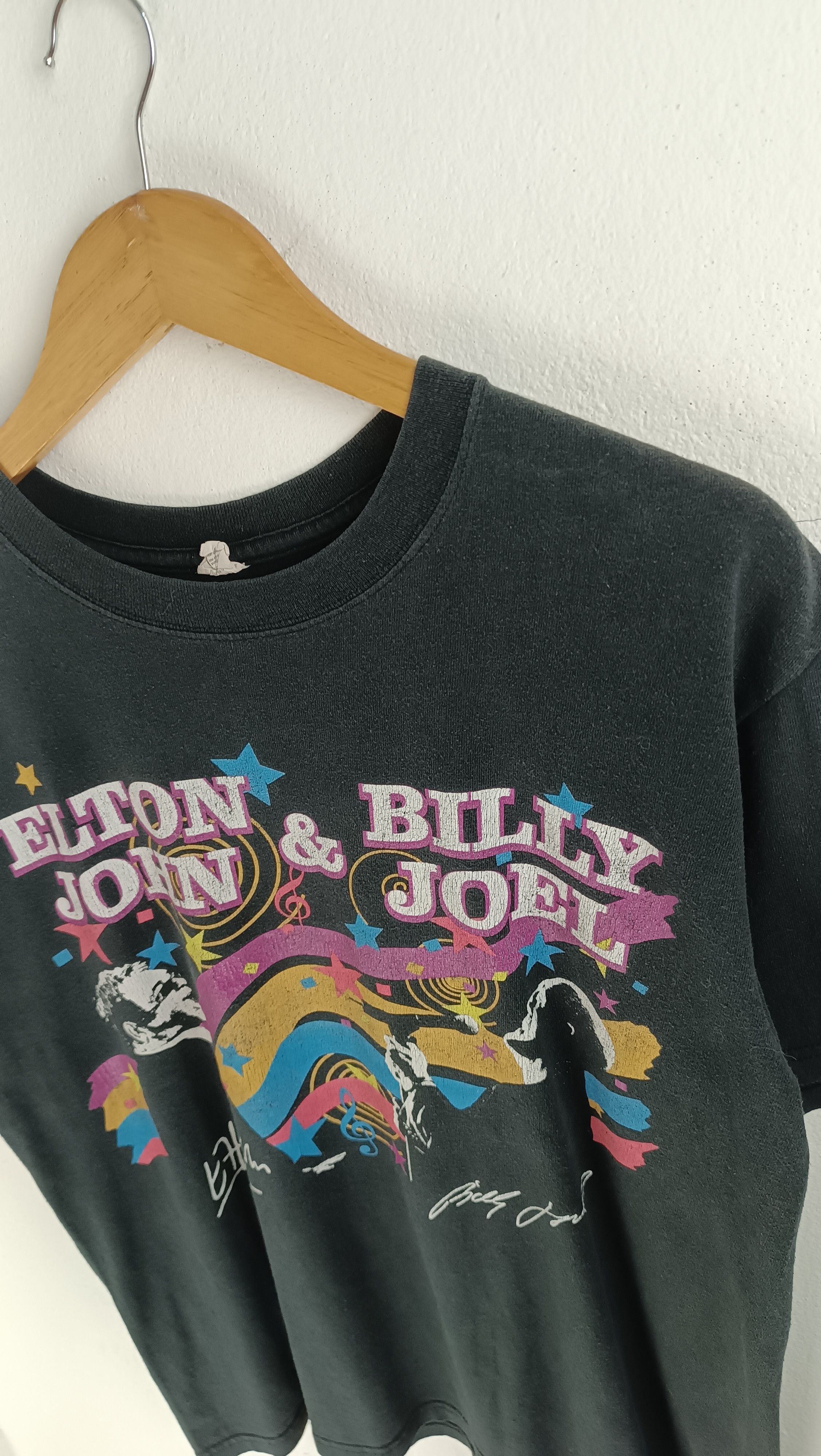 Band Tees VINTAGE '09 BILLY JOEL & ELTON JOHN FACE2FACE TOUR VERY RARE Size US M / EU 48-50 / 2 - 9 Thumbnail
