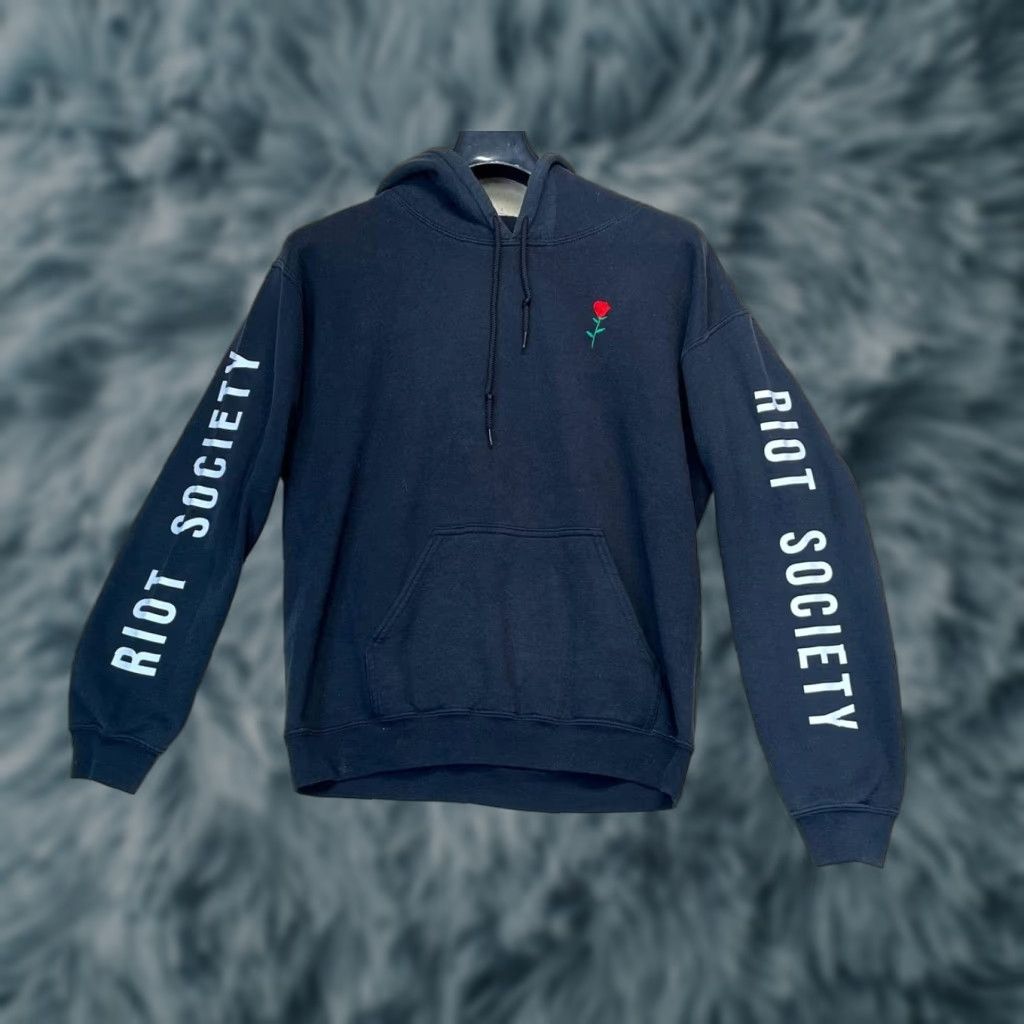 Vintage Riot Society Hoodie Rose Embroidered Size M Black Unisex Adults Pullover See Pics Size US M / EU 48-50 / 2 - 1 Thumbnail
