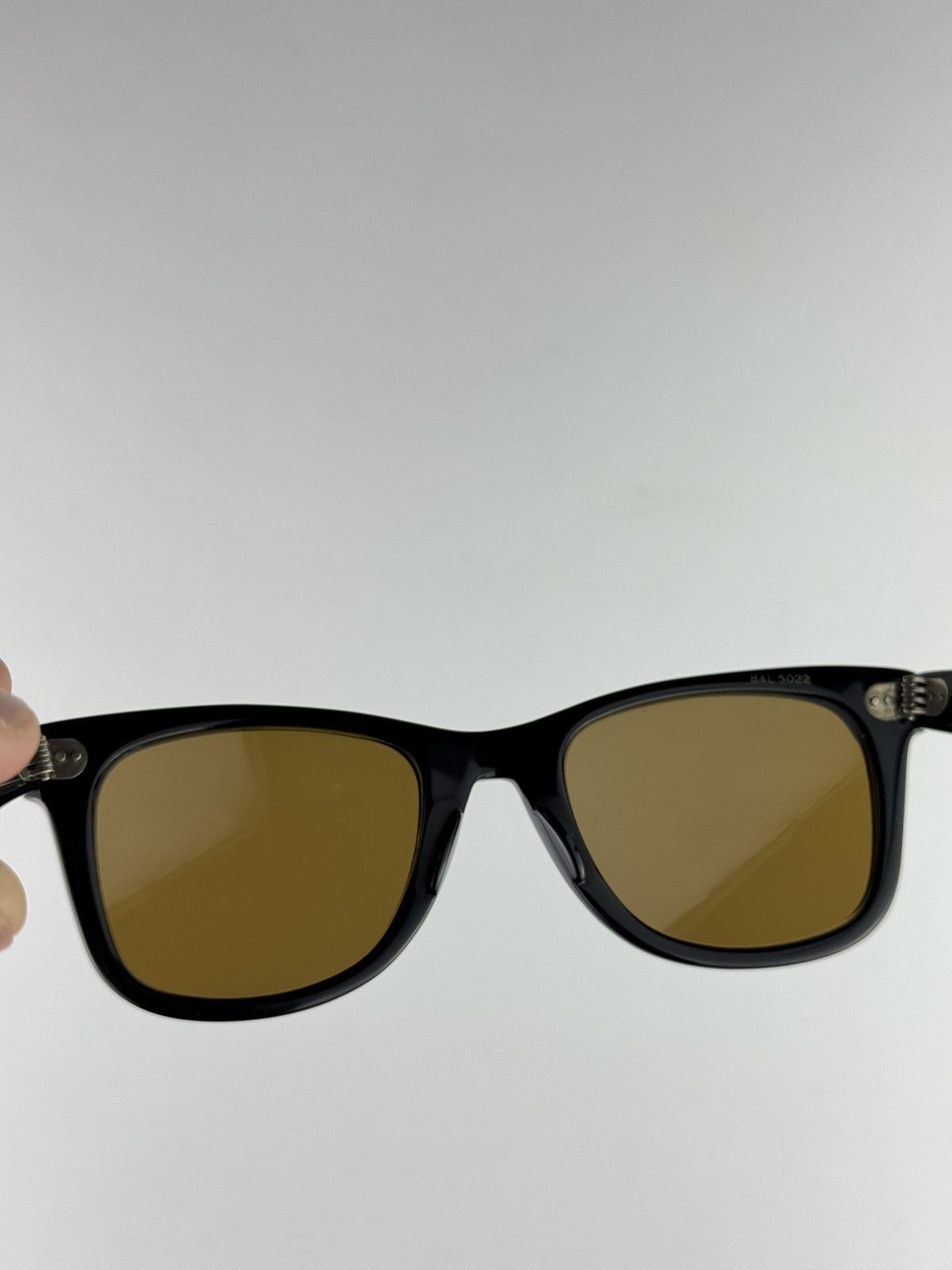 RayBan Vintage 80s Ray-Ban Wayfarer Black Gold Sunglasses B&L 5022 Size ONE SIZE - 7 Thumbnail
