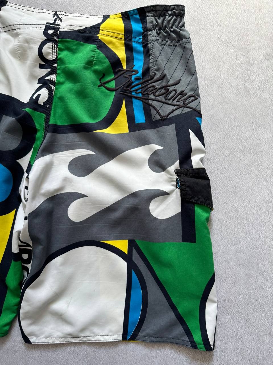 Billabong vintage y2k billabong swim shorts bath suit trunks graffiti Size US 32 / EU 48 - 6 Thumbnail