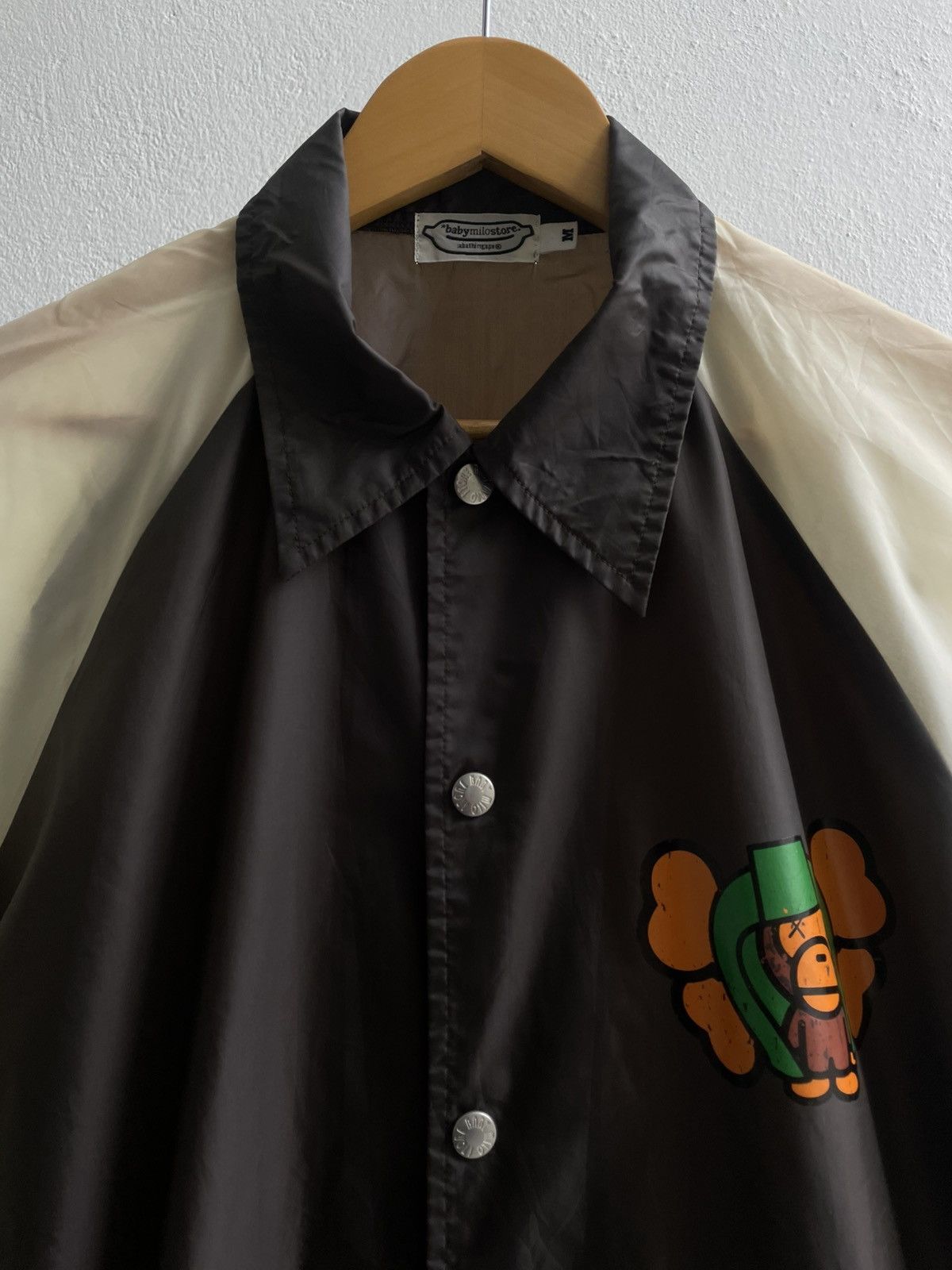 Bape Vintage 00's Bape x Kaws Baby Milo Coaches Jacket Size US M / EU 48-50 / 2 - 3 Thumbnail