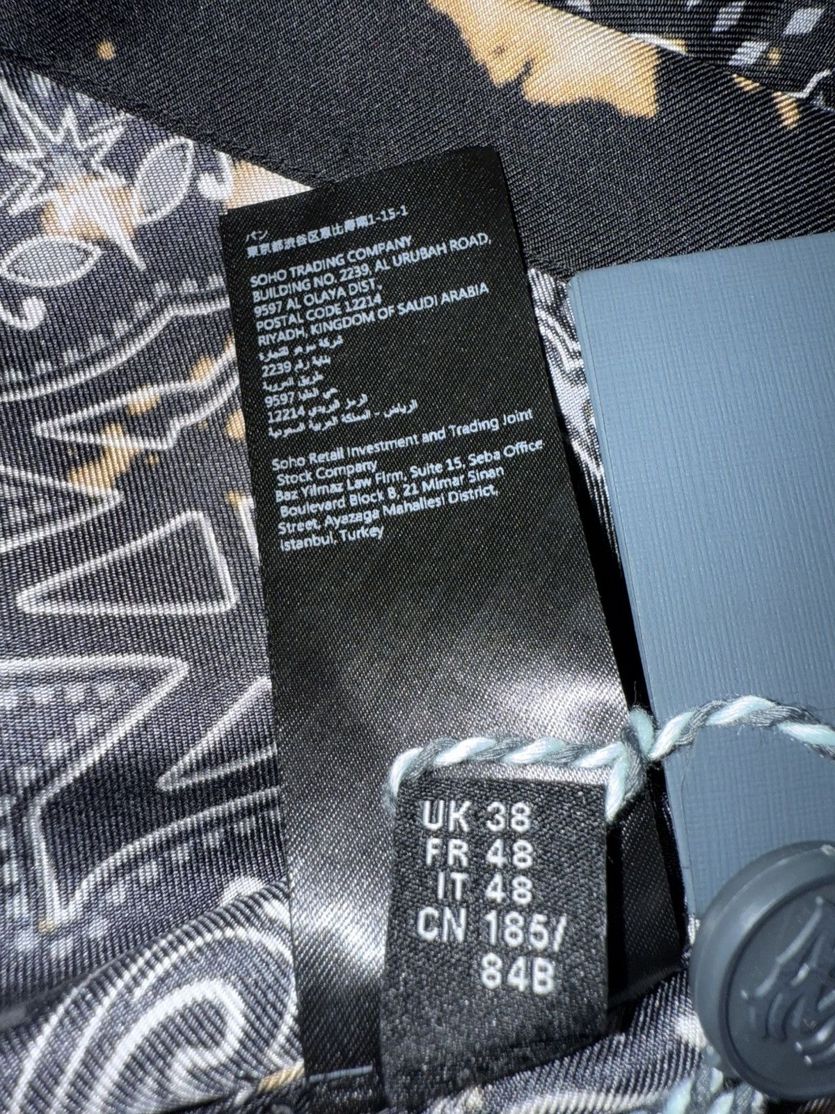 Amiri Amiri Bleach Bandana Bowling Shirt, made from 100% silk Size US L / EU 52-54 / 3 - 12 Thumbnail