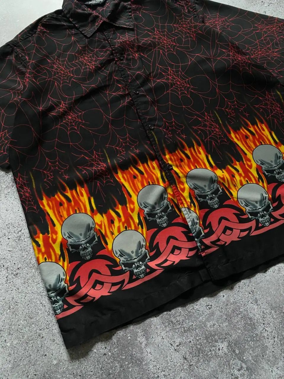 JNCO × Japanese Brand CRAZY Y2K VINTAGE FLAME SKULL BUTTON UP SHIRT LIKE JNCO Size US L / EU 52-54 / 3 - 6 Thumbnail