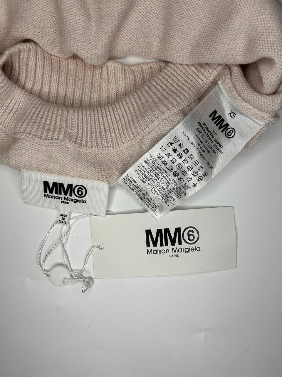 Maison Margiela MM6 Maison Margiela Open Back Sweater (1463) Size XS / US 0-2 / IT 36-38 - 8 Thumbnail