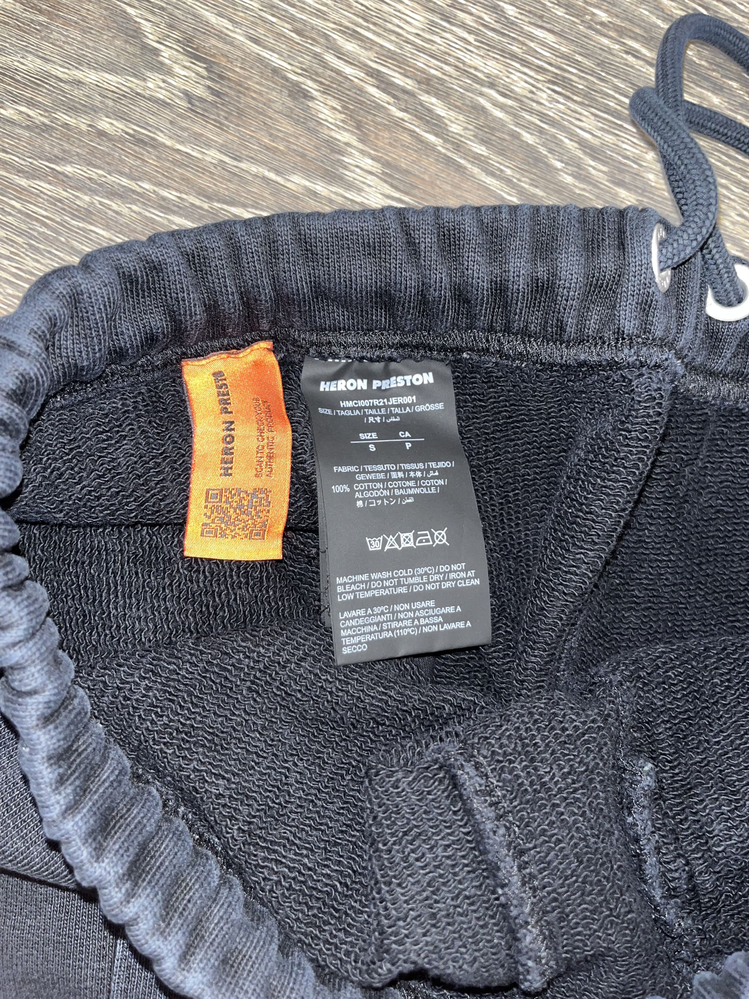 Heron Preston Heron Preston - Black 'Style' Sweat Shorts (Size S) Size US 29 - 6 Thumbnail