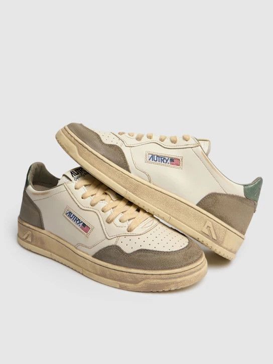 o1lsvrm0425 Low Sneskers in White/Military