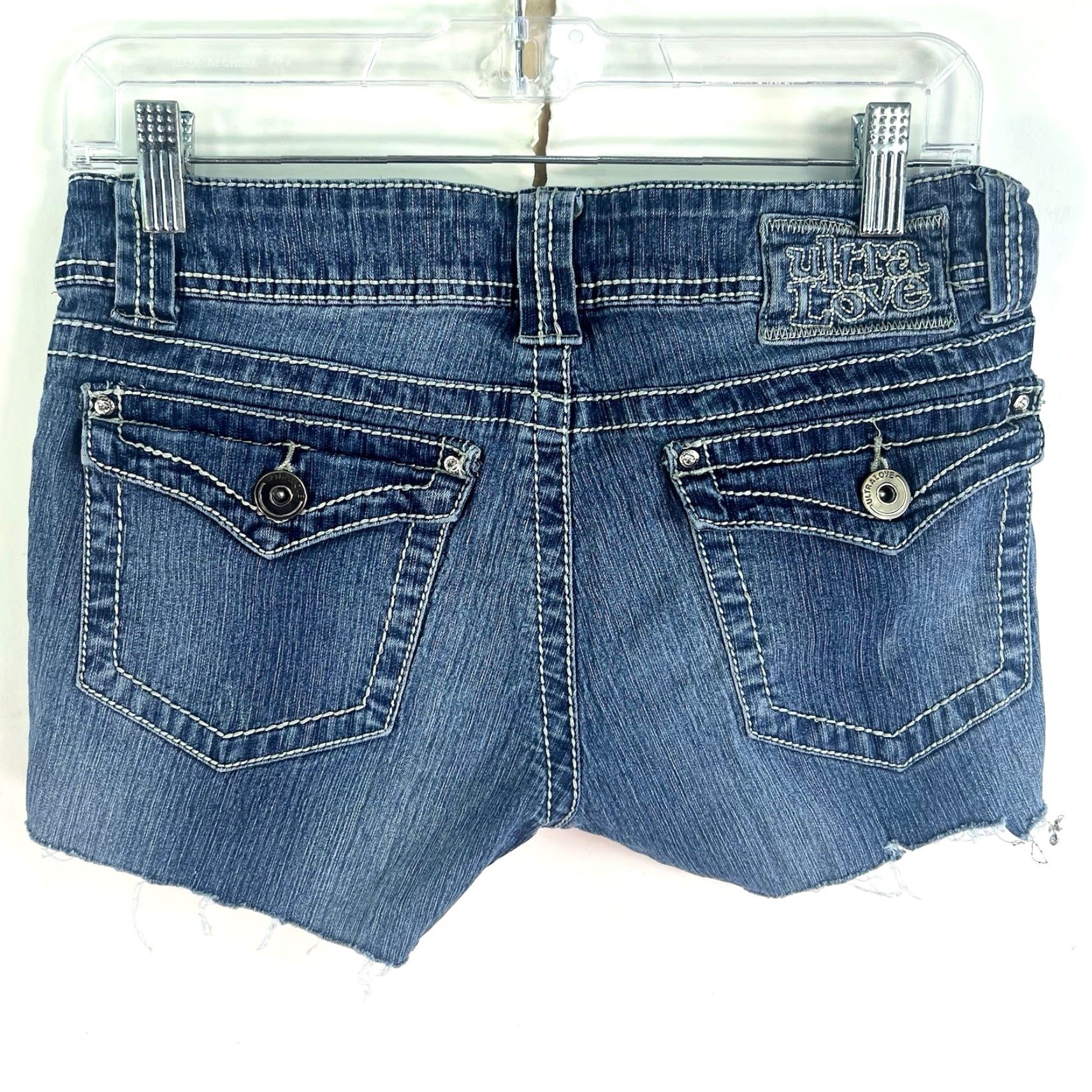 Denime Ultra Love Denim Shorts Cut-Off Womens Junior 11 Blue Embroidered 30W 2H Pockets 5-Pocket Finish Spring Summer Womens Size 32" / US 10 / IT 46 - 4 Thumbnail