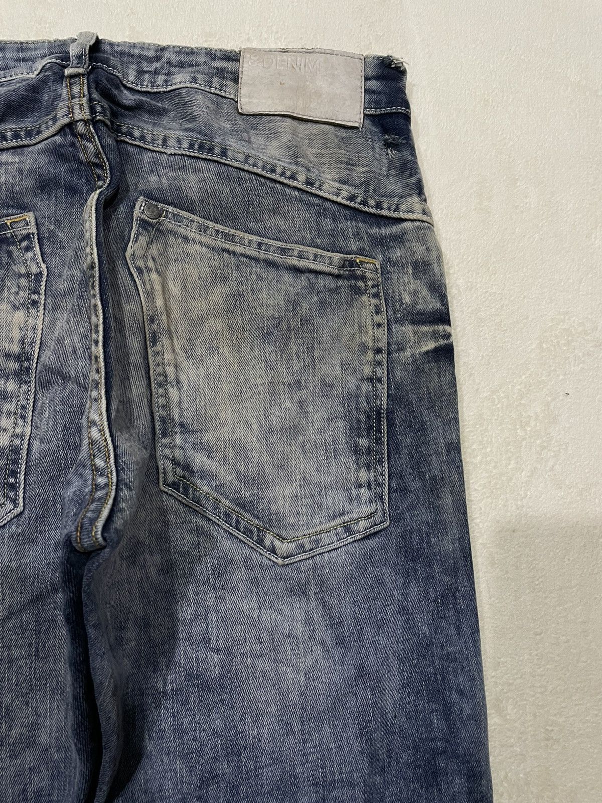 H&M Vintage H&M Denim Mudwash Faded Distress Jeans Size US 31 - 16 Thumbnail