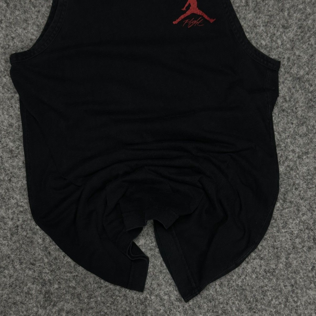 Jordan Brand VTG Man Air Jordan Tank Top Small Logo Distressed Sun Faded Size US S / EU 44-46 / 1 - 6 Thumbnail