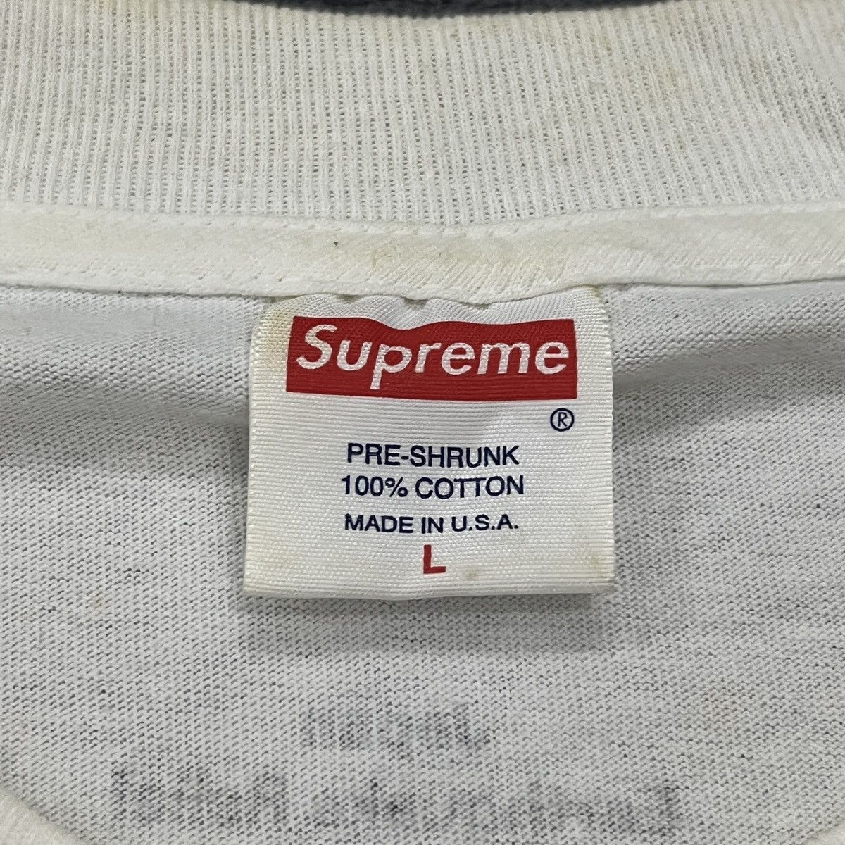 Supreme Supreme 2011 Japan Earthquake Relief Box Logo Tee Size US L / EU 52-54 / 3 - 14 Thumbnail