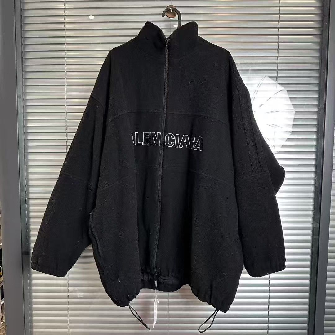 Balenciaga Balenciaga Embroidered Cotton Heavy Coat l Men Size US L / EU 52-54 / 3 - 1 Thumbnail