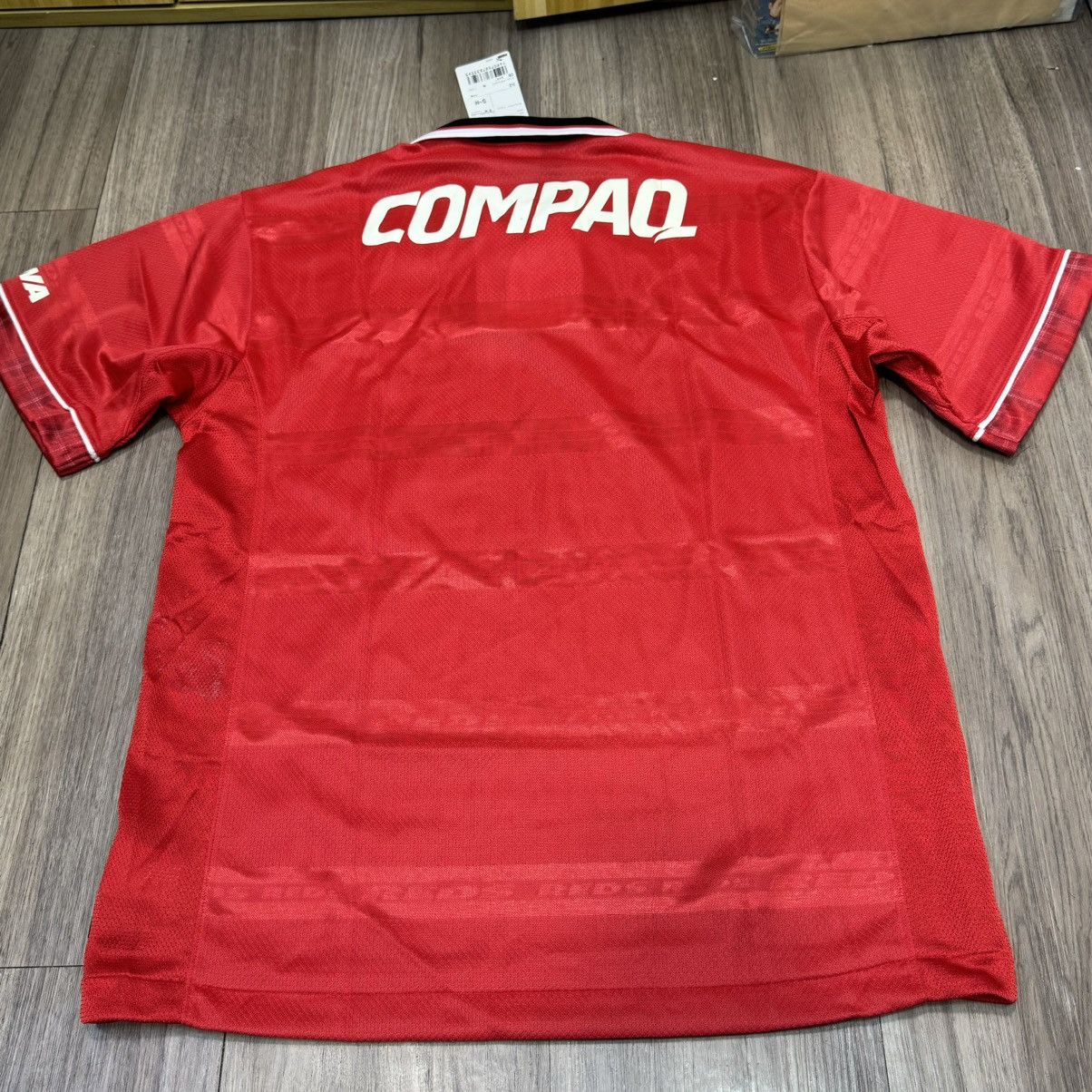 Puma Urawa Reds 99/00 home shirt (bnwt) Size US M / EU 48-50 / 2 - 2 Thumbnail