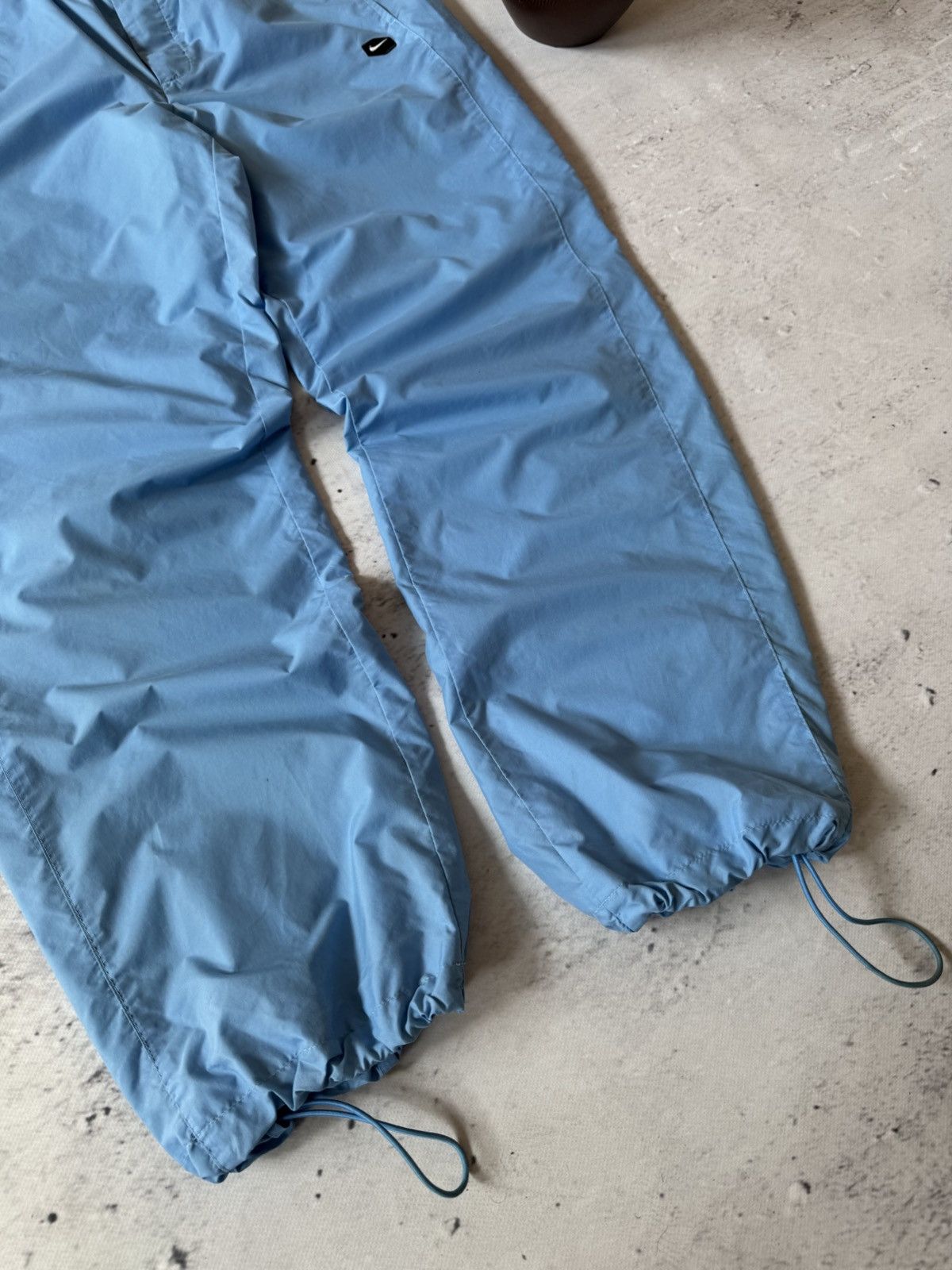 Nike × Vintage NIKE NYLON VINTAGE Y2K OVERSIZE BAGGY FIT PANTS SWEATPANTS Size US 34 / EU 50 - 2 Thumbnail