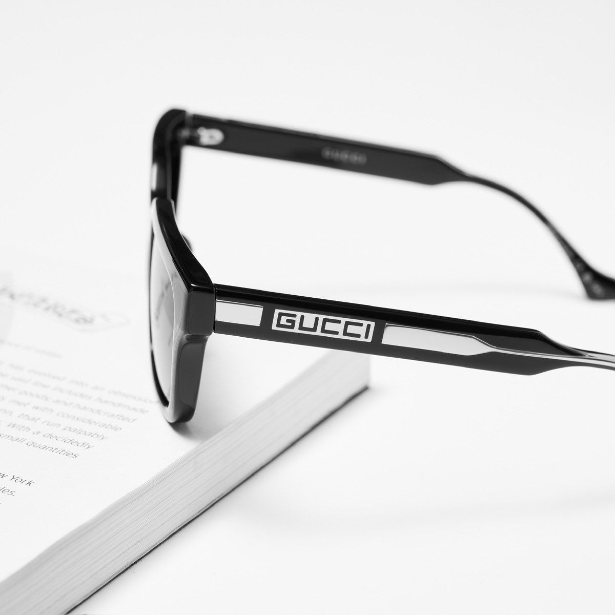 Gucci GUCCI GG1732SK 001 SUNGLASSES Size ONE SIZE - 3 Thumbnail